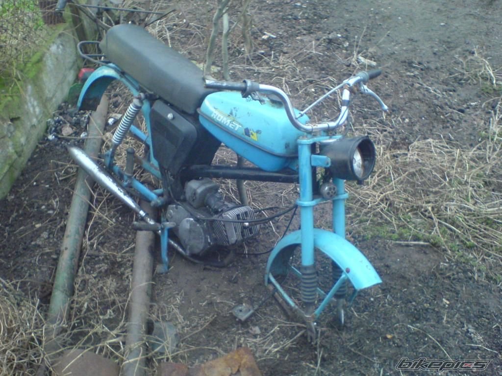 Photo 1476868
