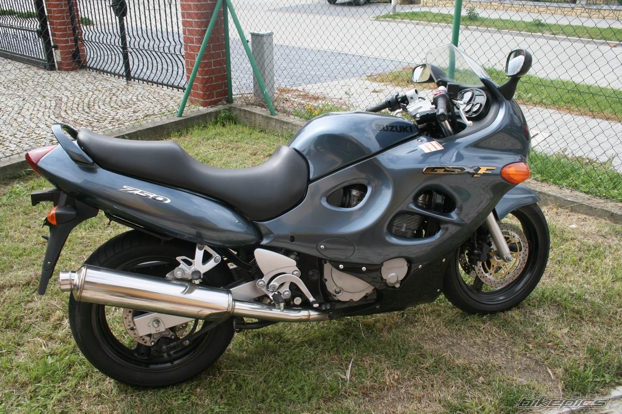 Photo 1476942