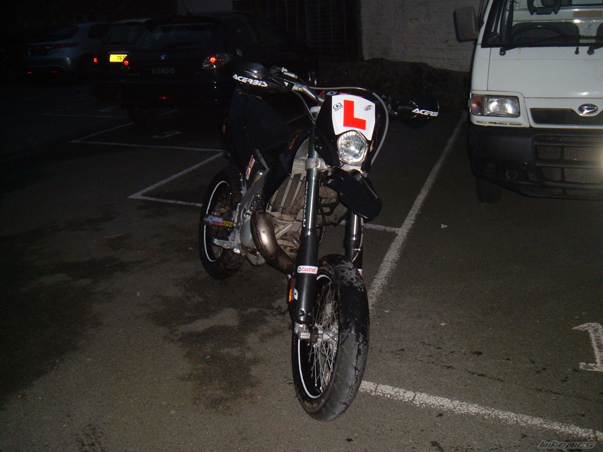 Photo 1476972