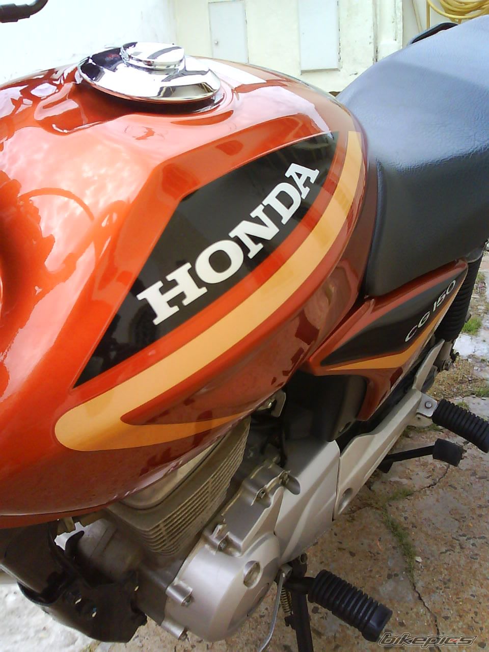 Photo 1477108