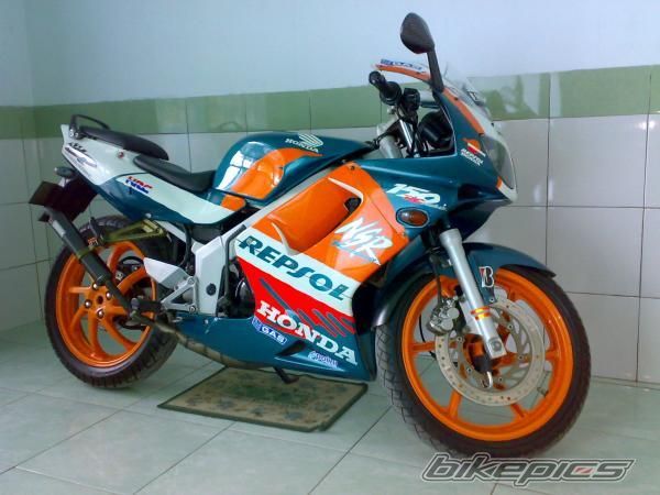 Photo 1477230