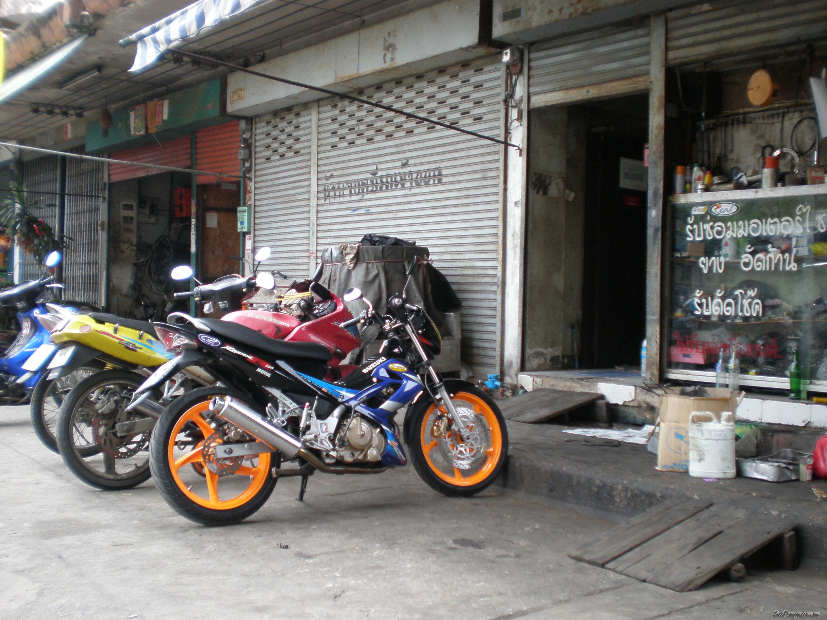 Photo 1477260