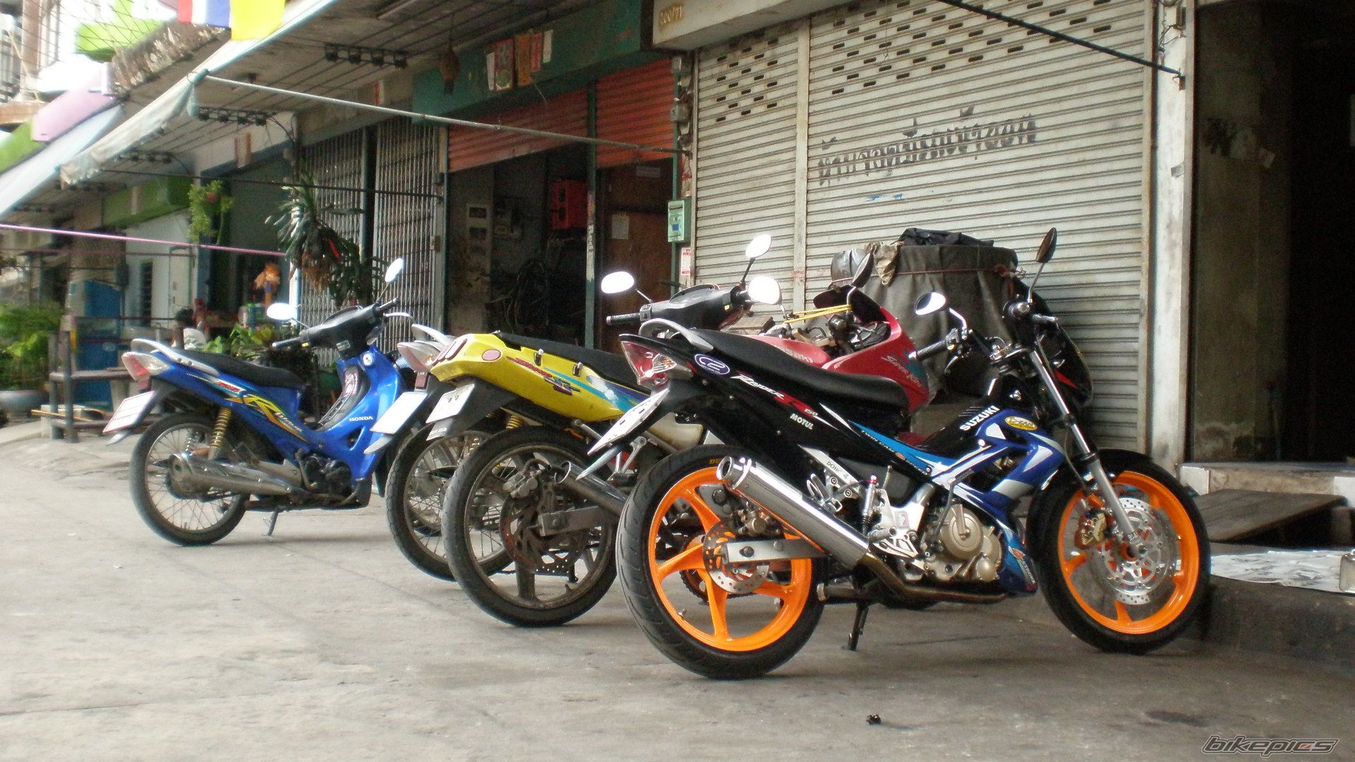 Photo 1477263