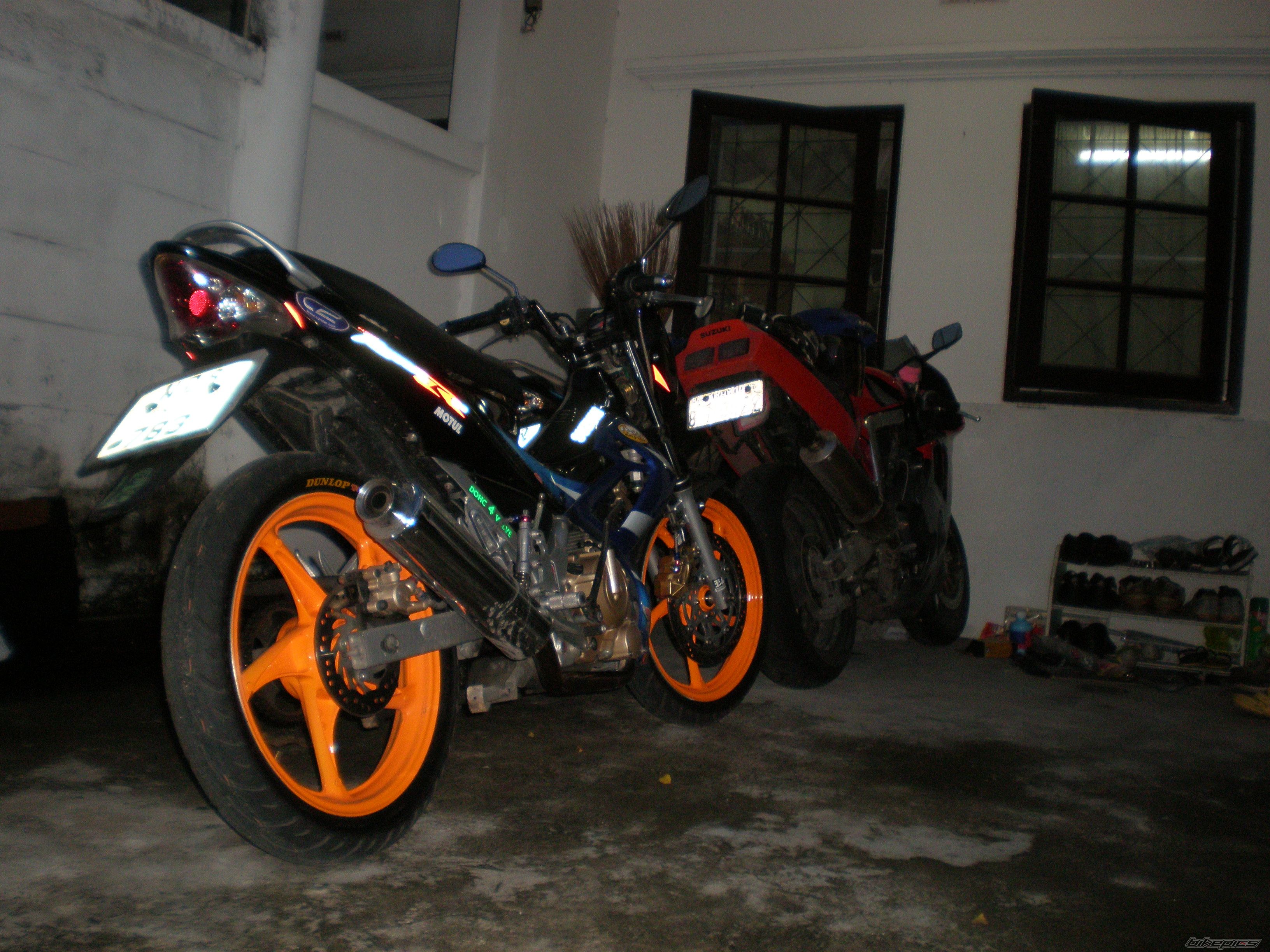 Photo 1477279