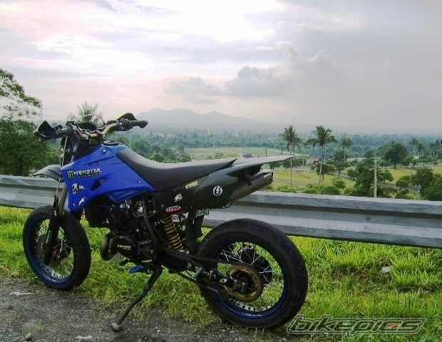 Photo 1477351