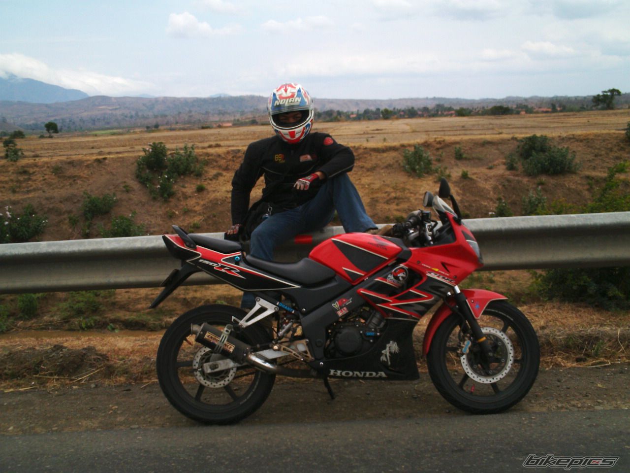 Photo 1477394