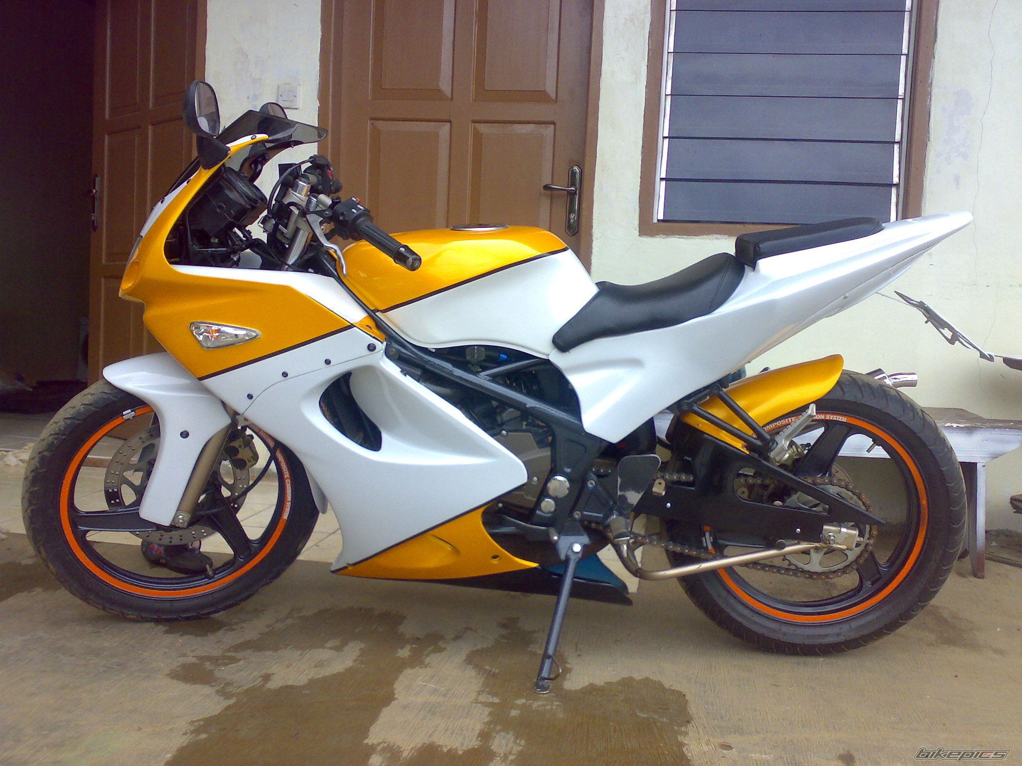 Bike Photo 1477410