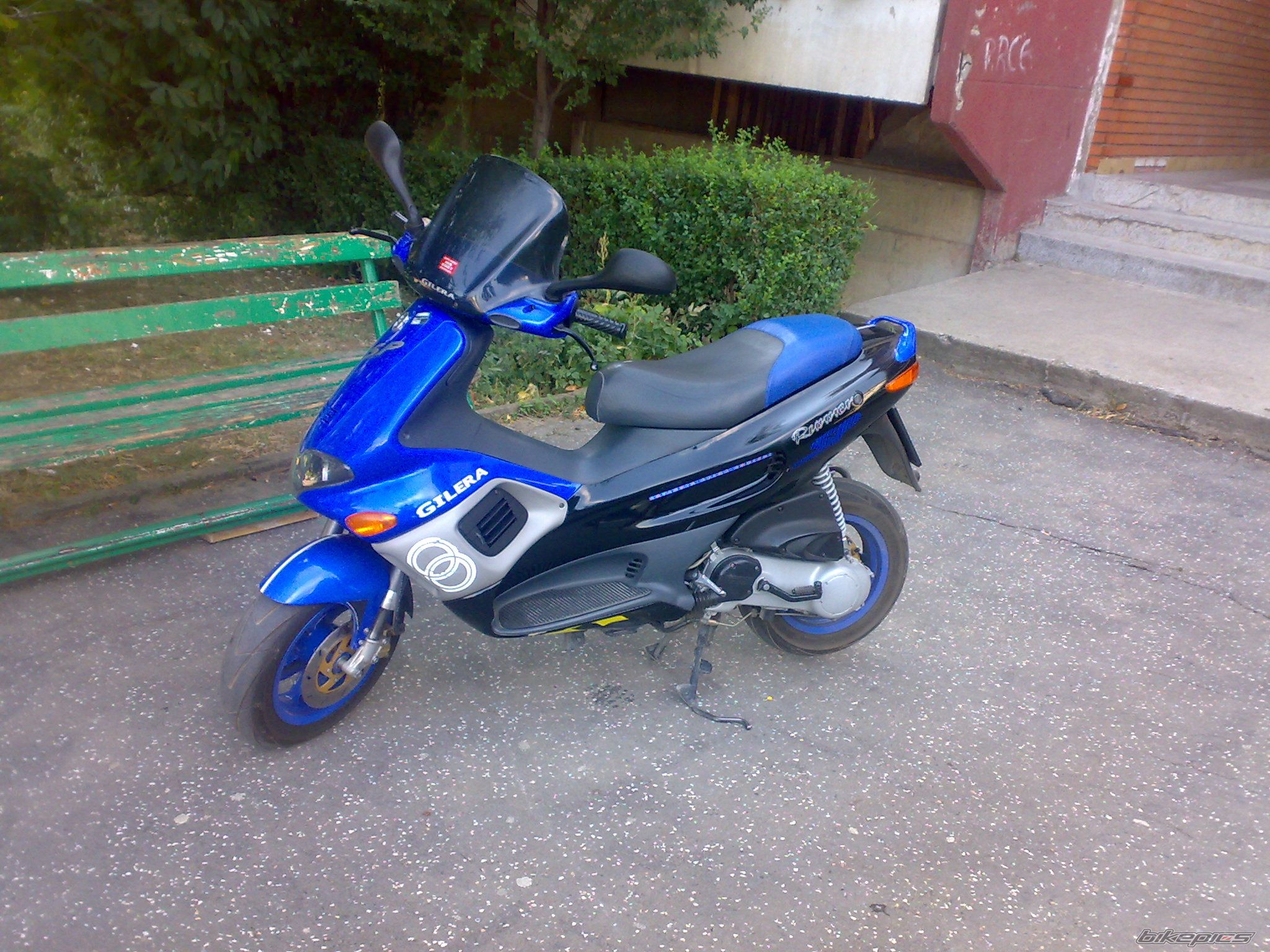 Photo 1477517