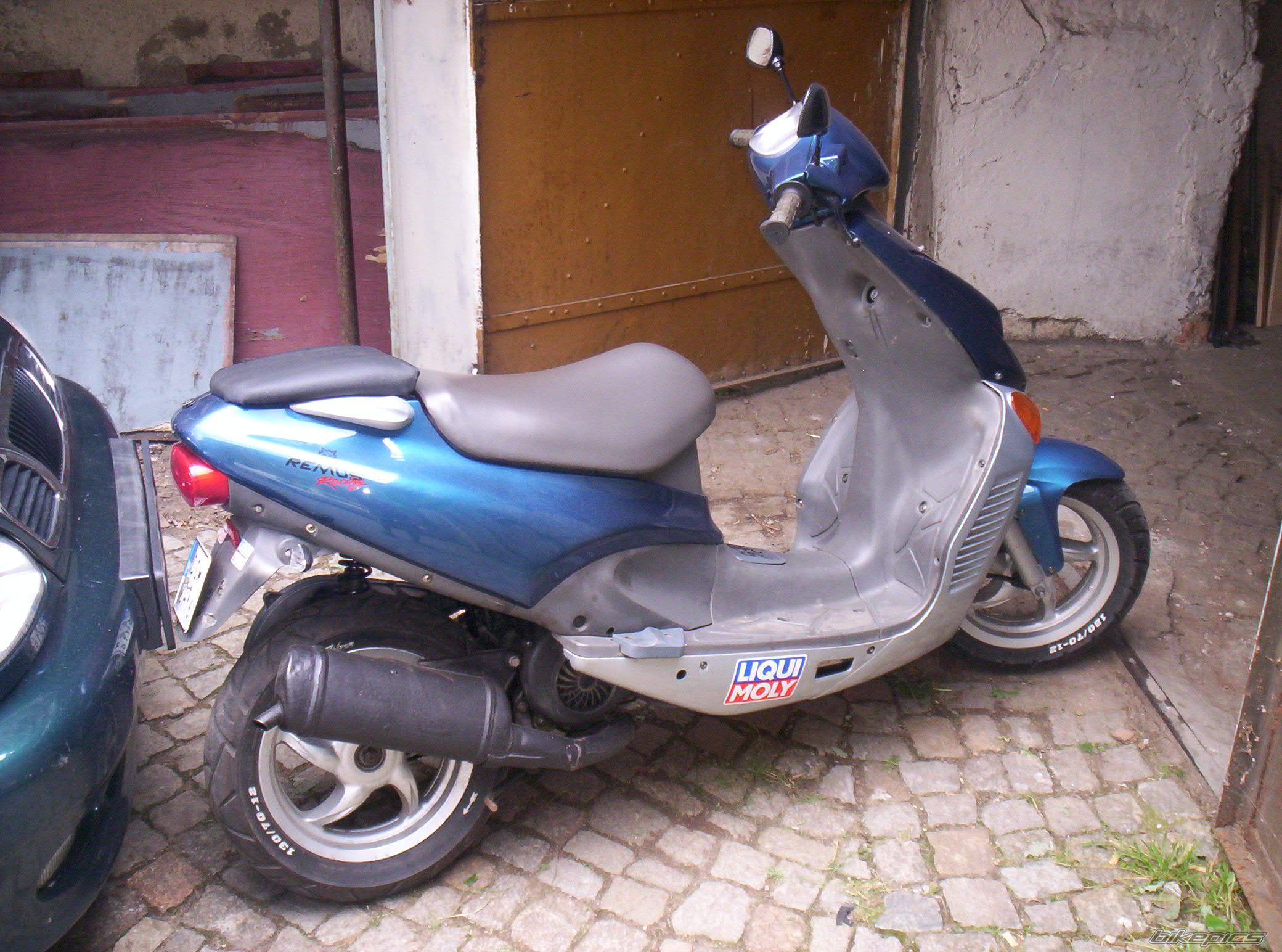 Photo 1477630
