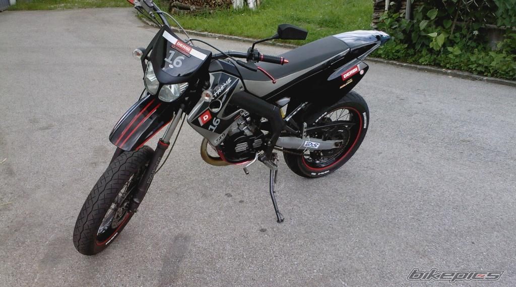 Photo 1477635