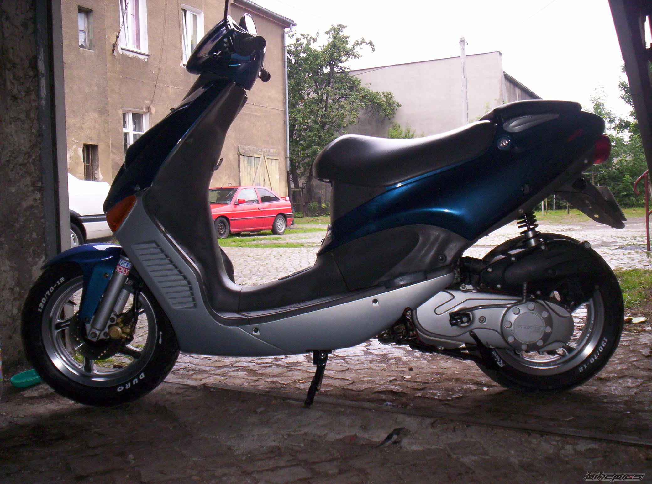 Photo 1477714