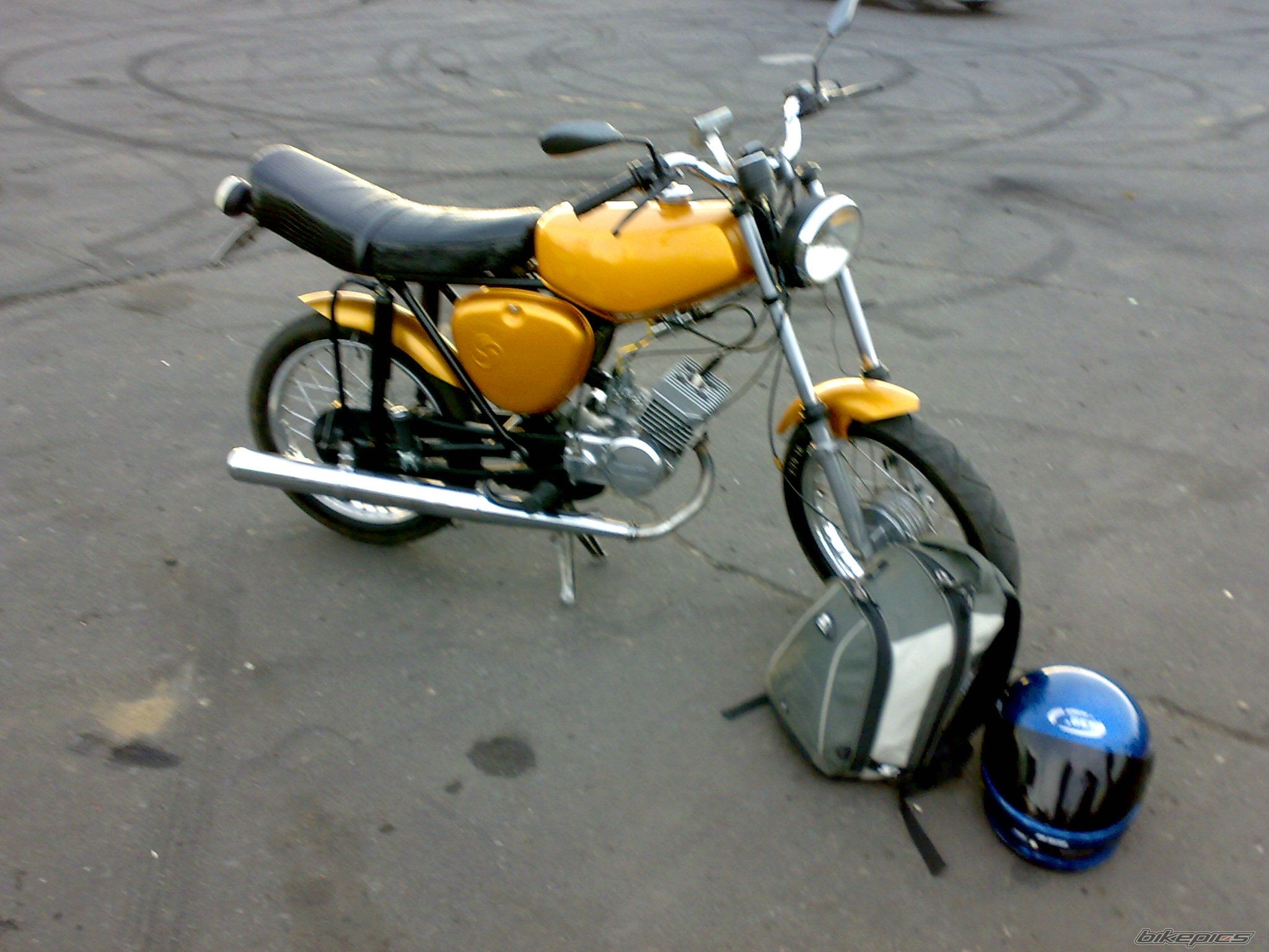 Photo 1477744
