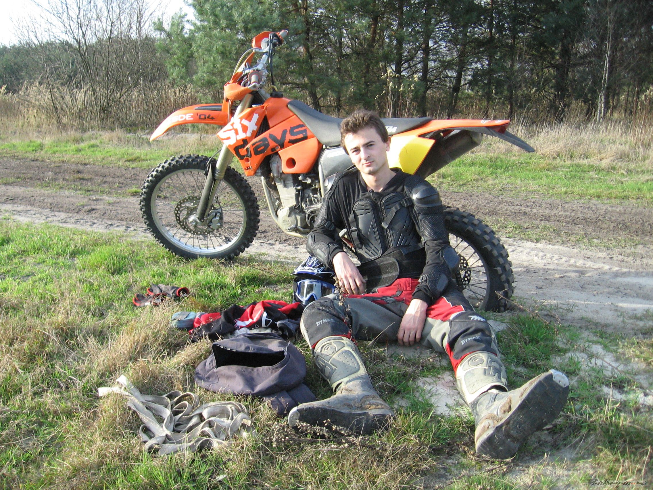Photo 1477810