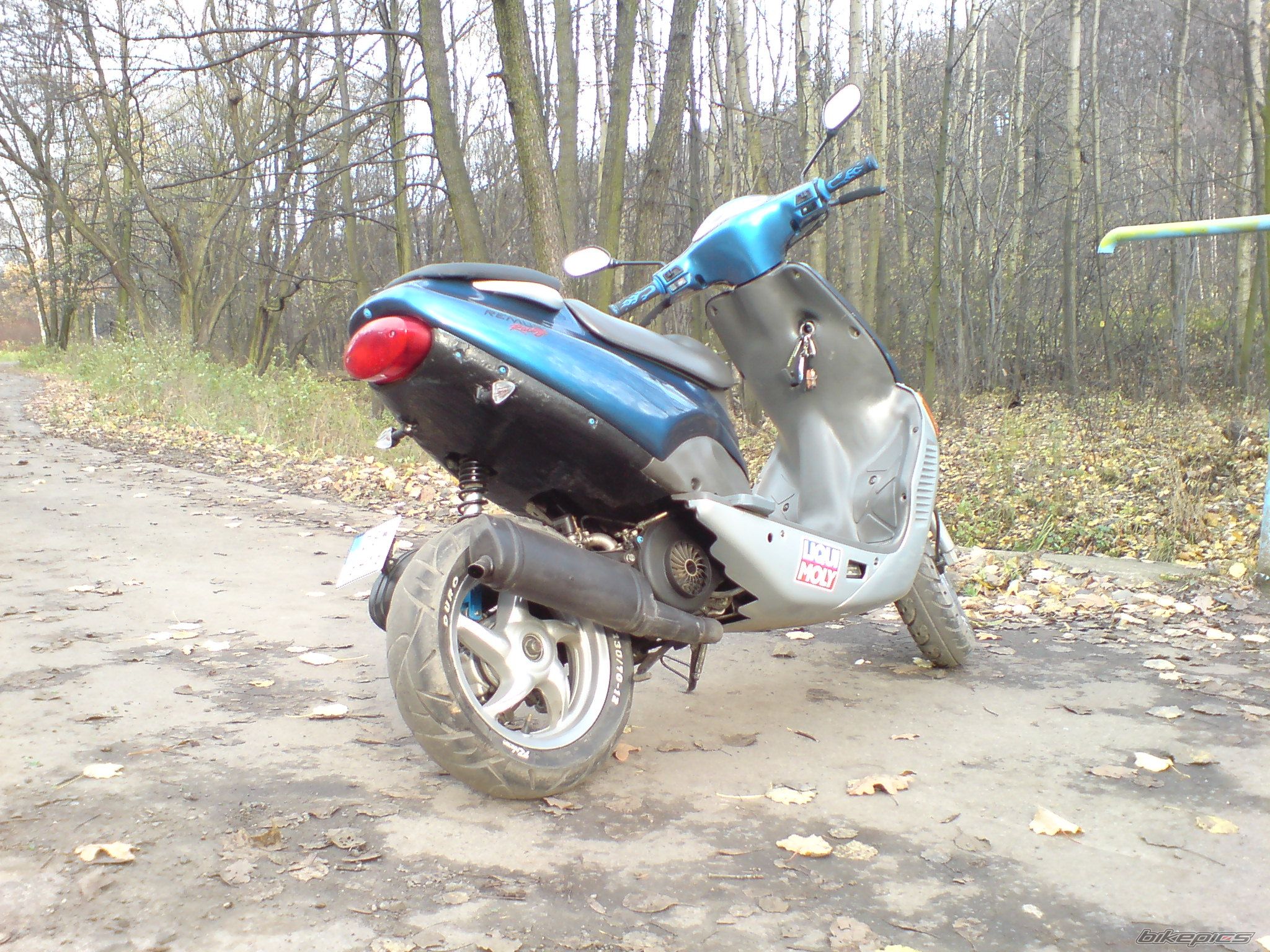 Photo 1477817