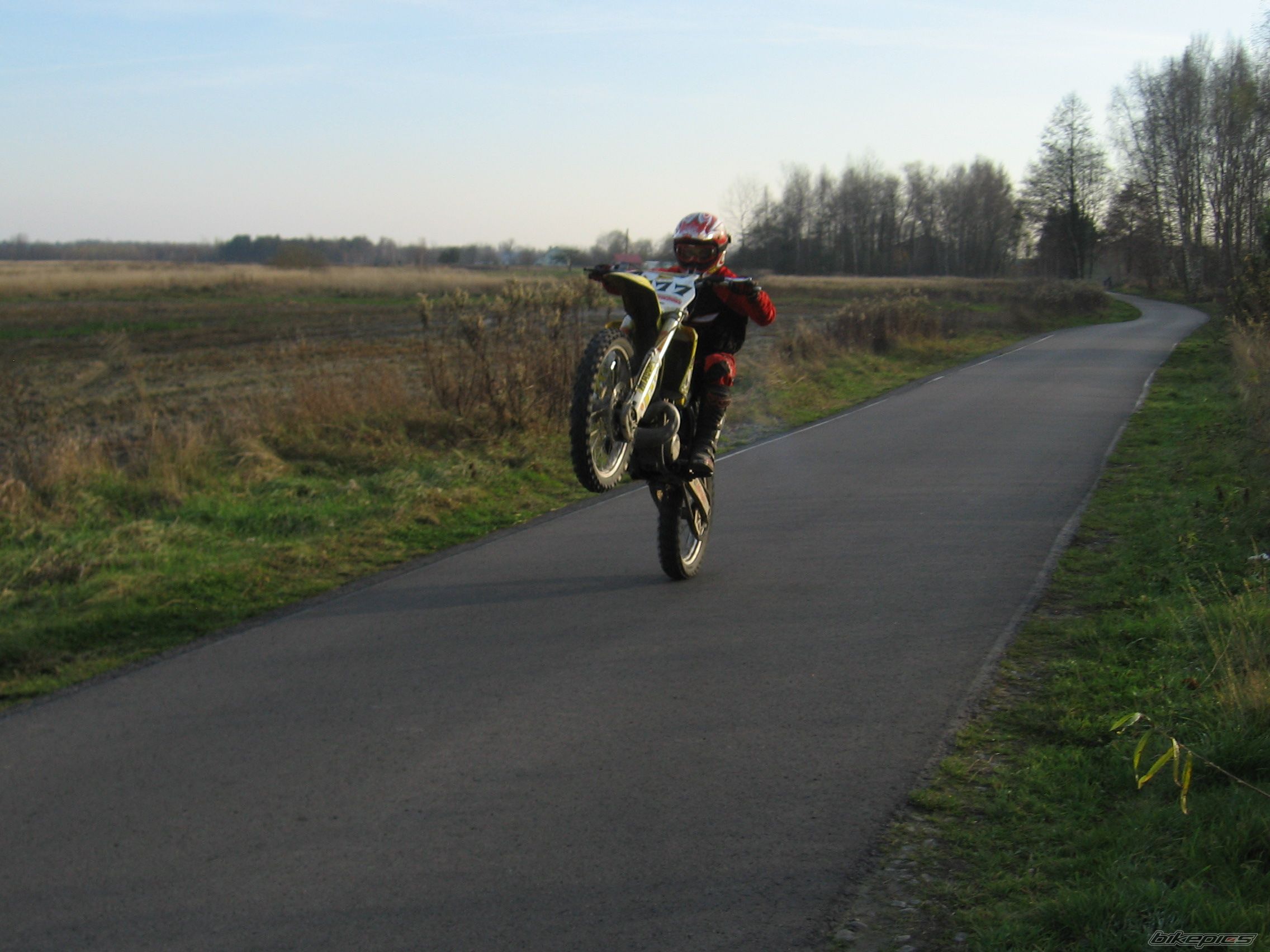 Photo 1477834