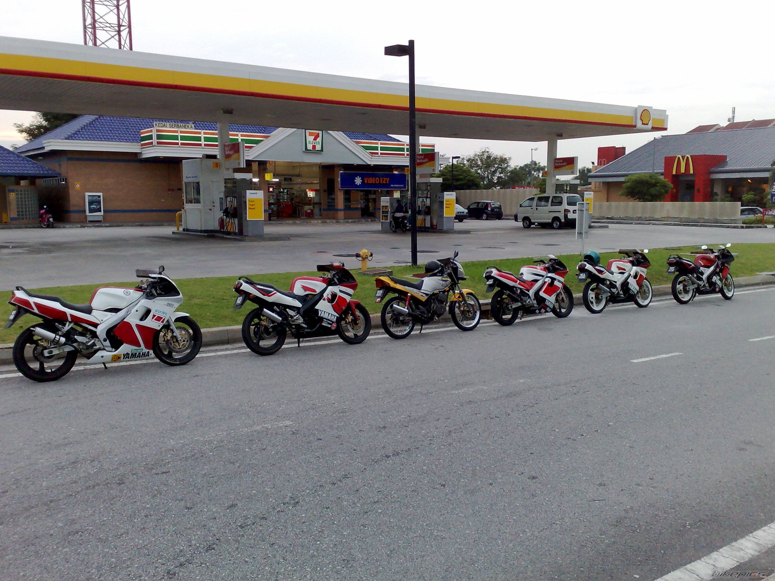 Photo 1477842