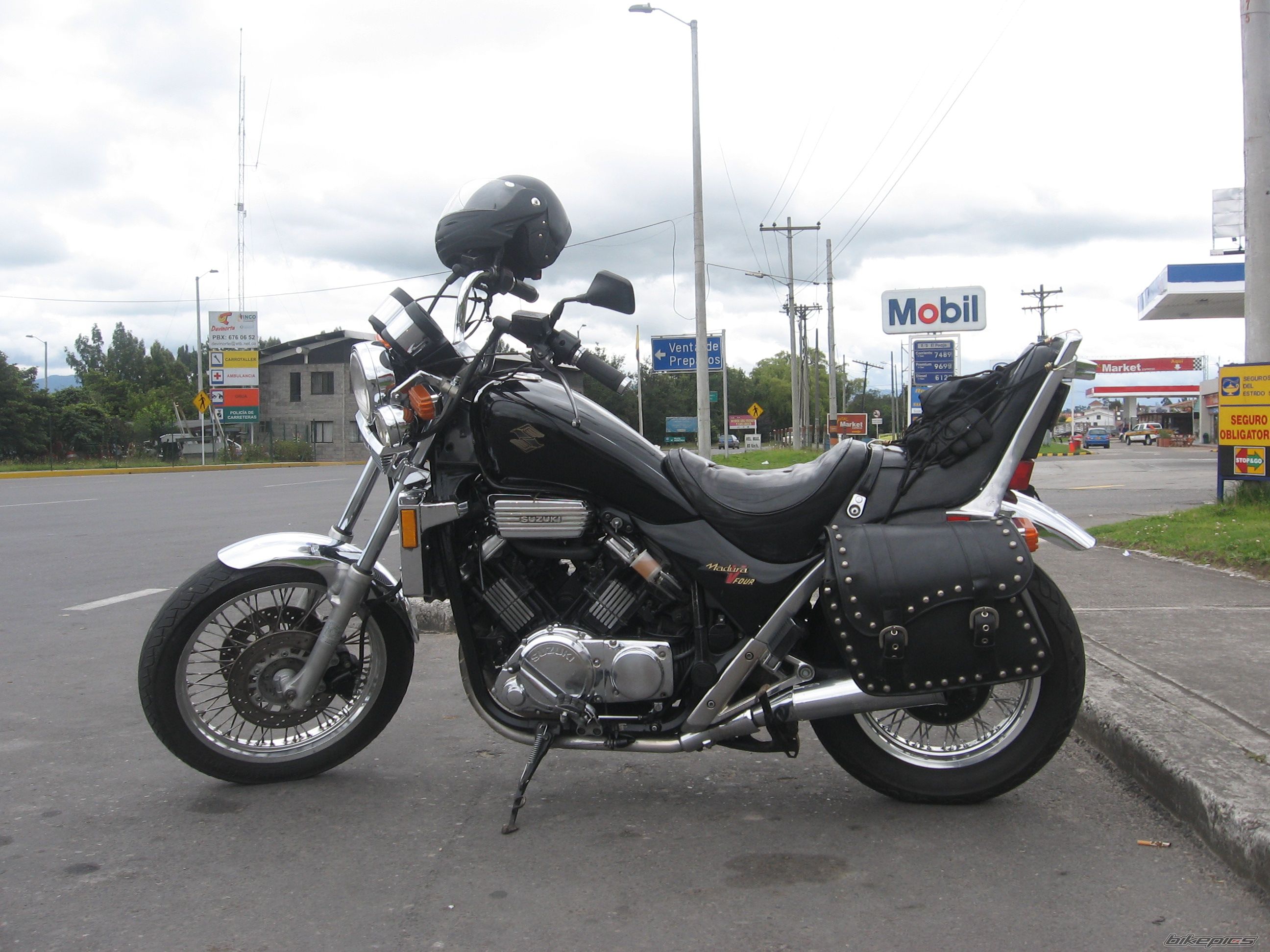 Photo 1477851