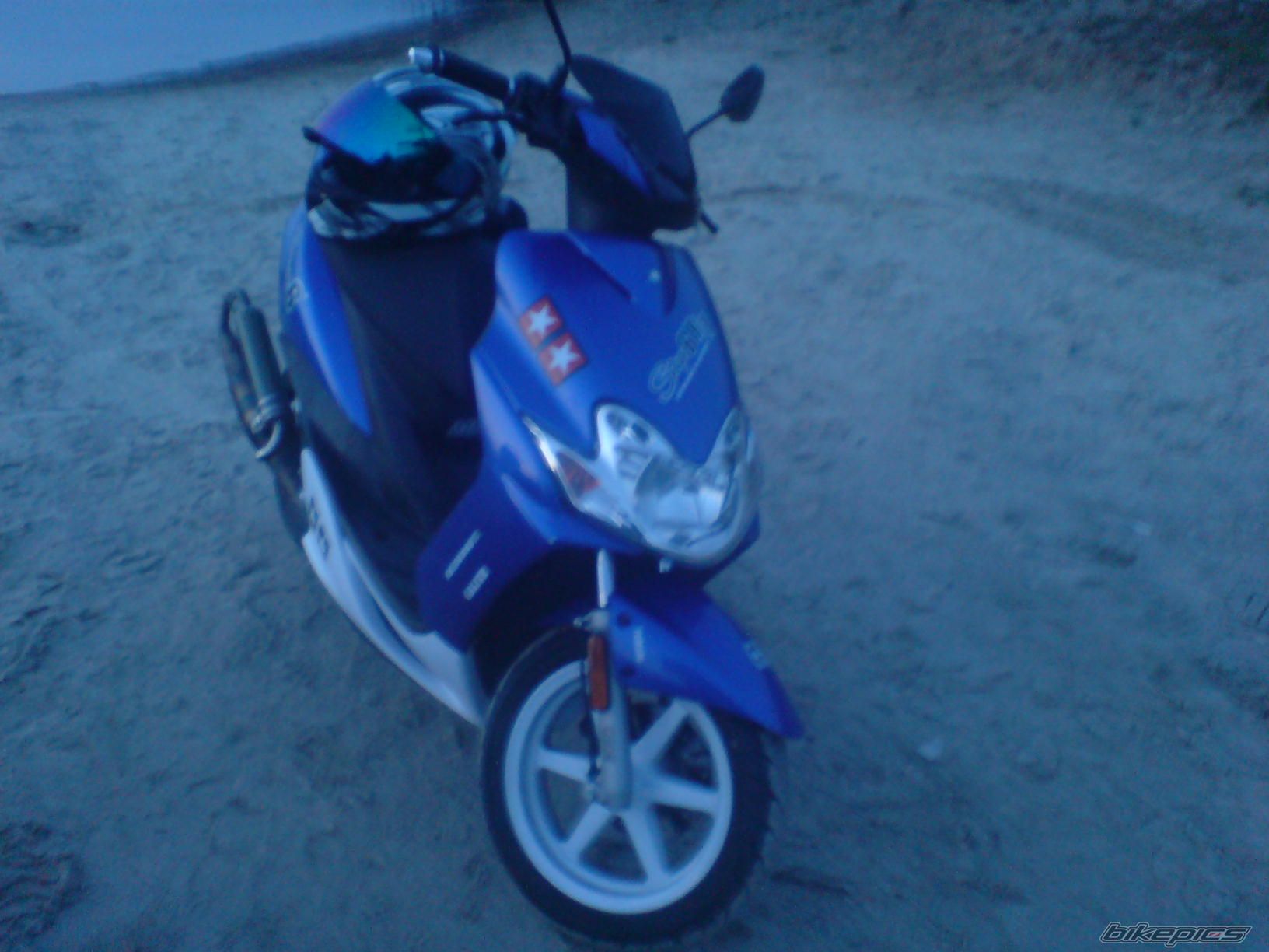 Photo 1477880