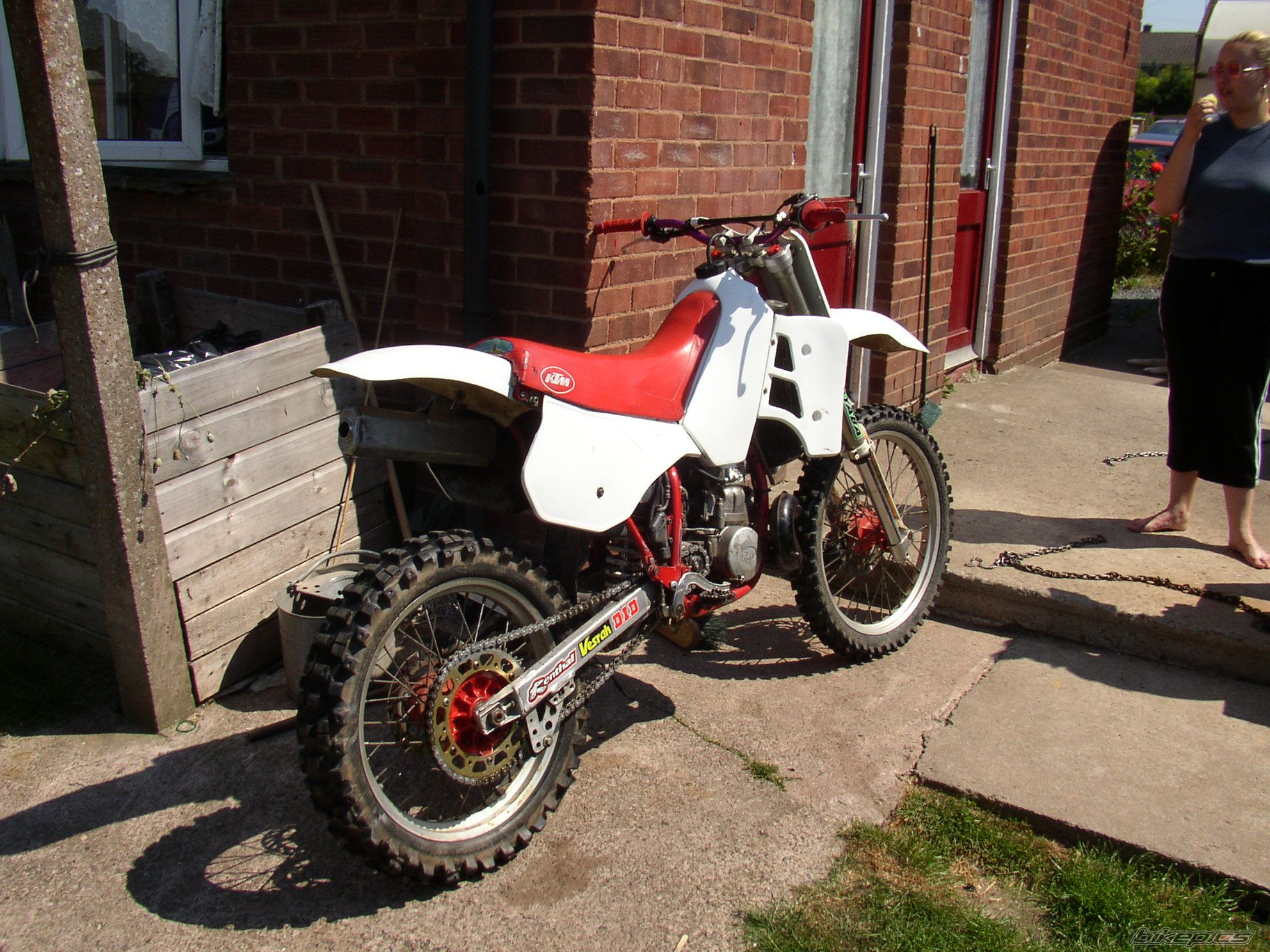 Photo 1477978