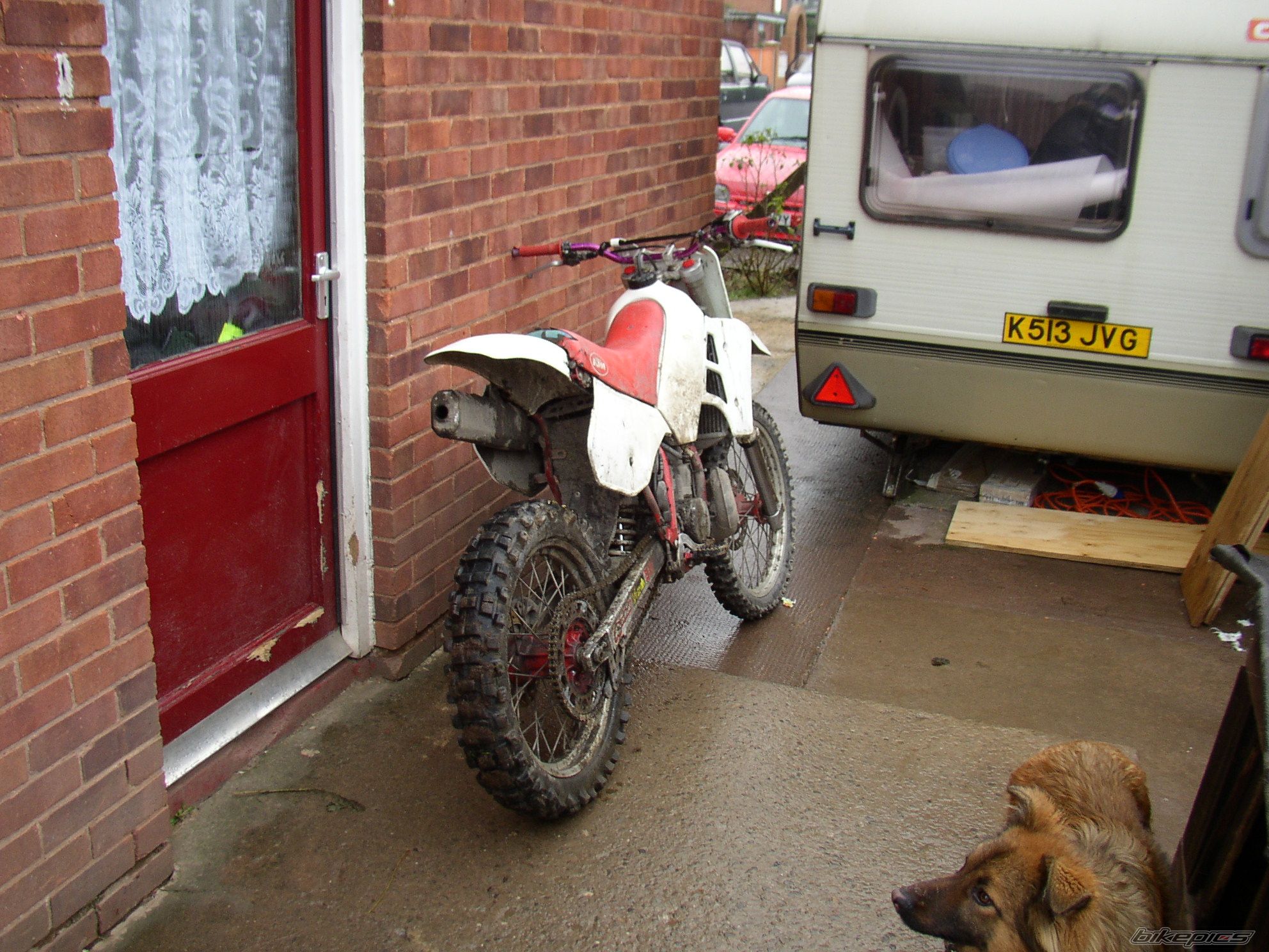 Photo 1477982