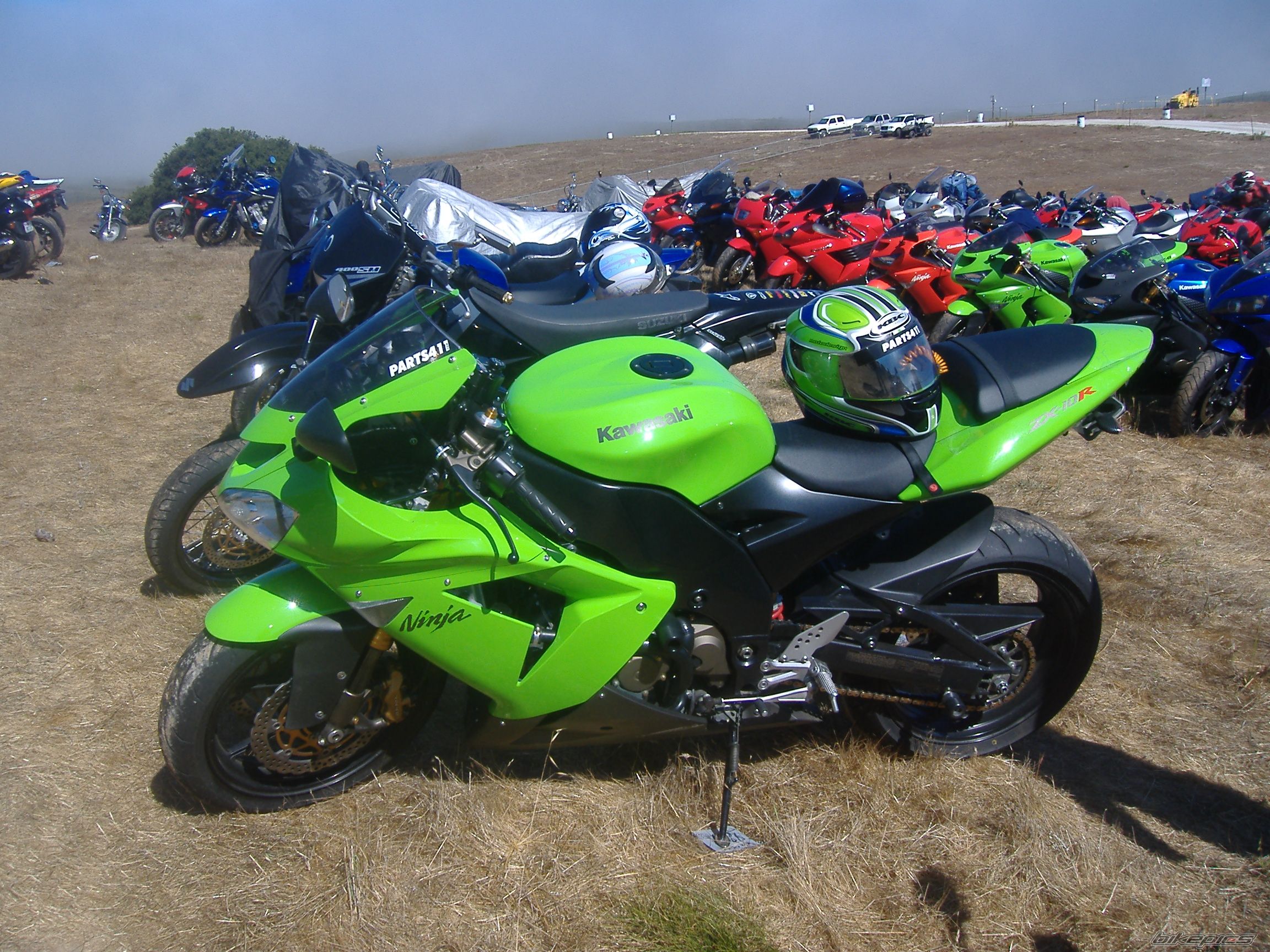 Photo 1478419