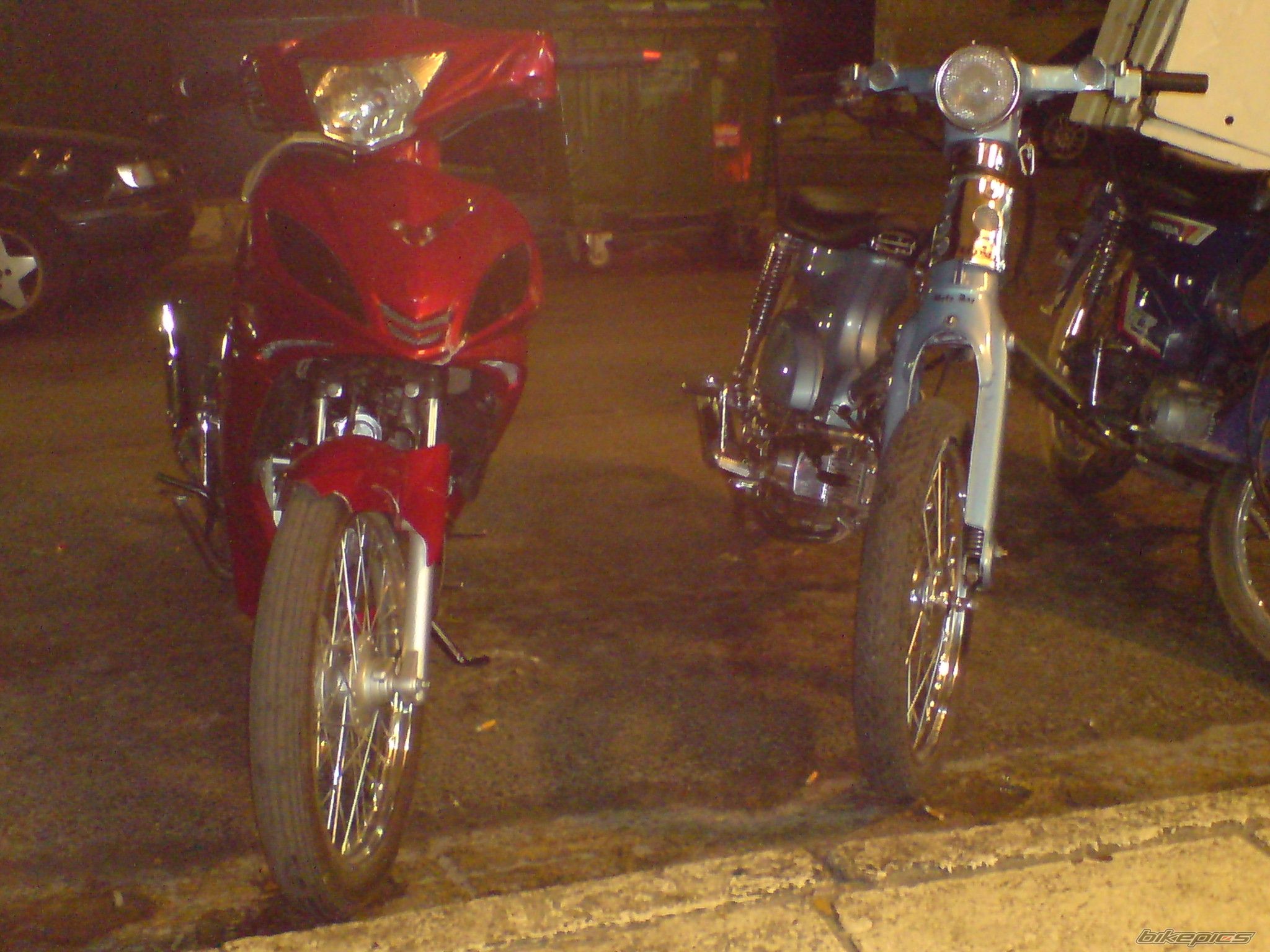 Photo 1479105