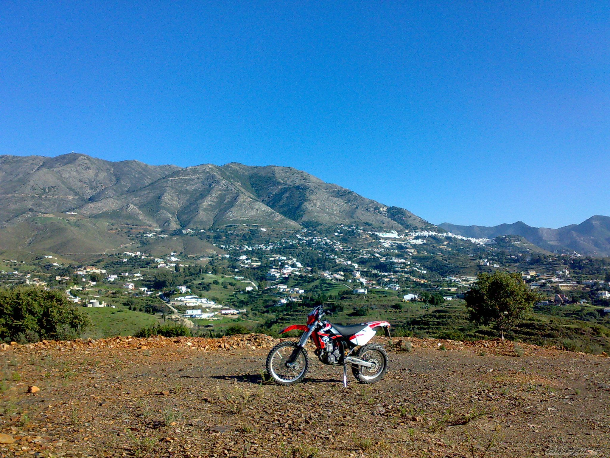 Photo 1479744