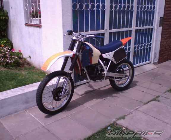 Photo 1479759