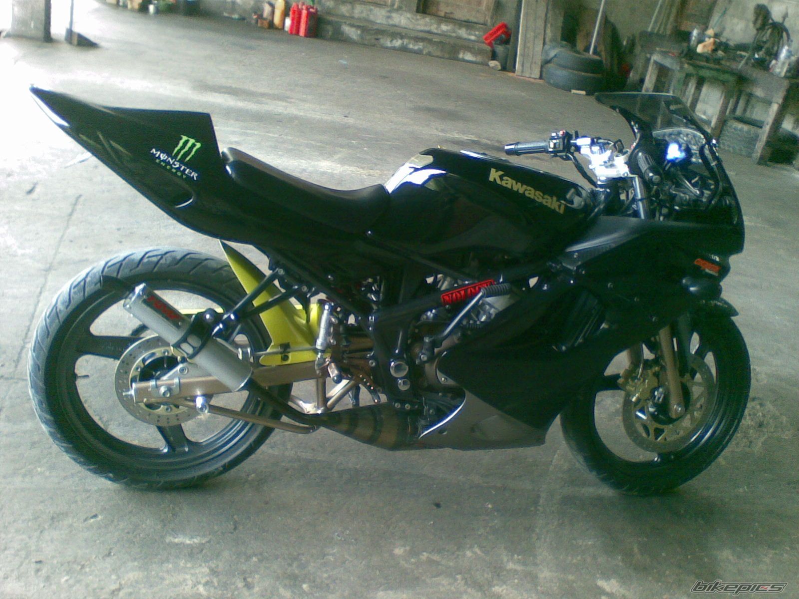 Photo 1479833