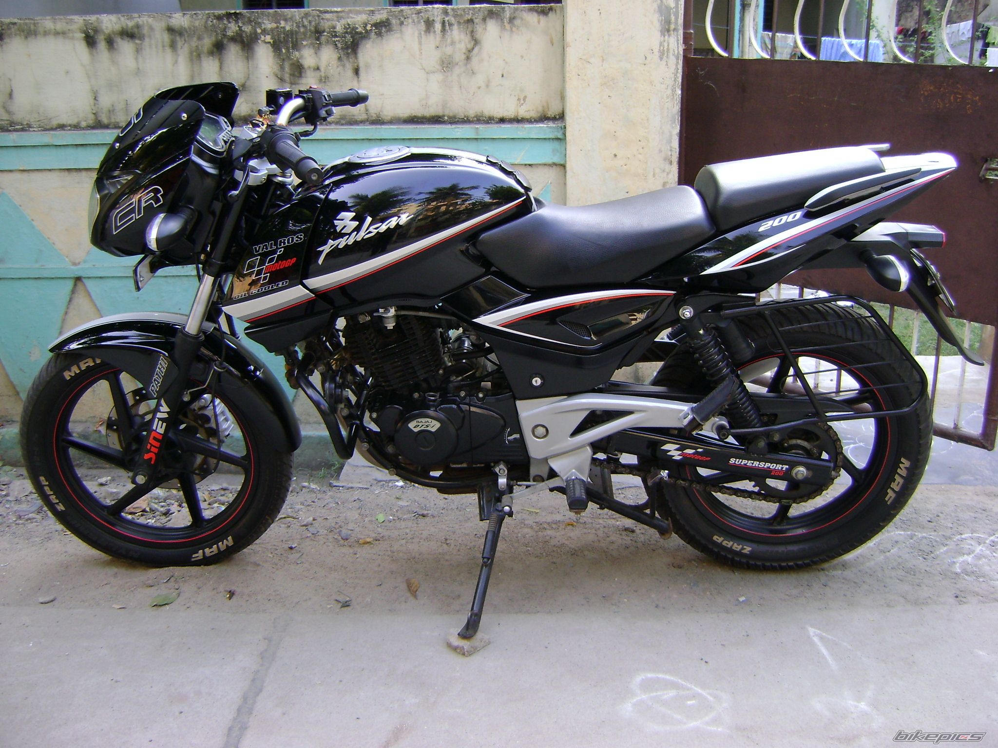 Photo 1479869