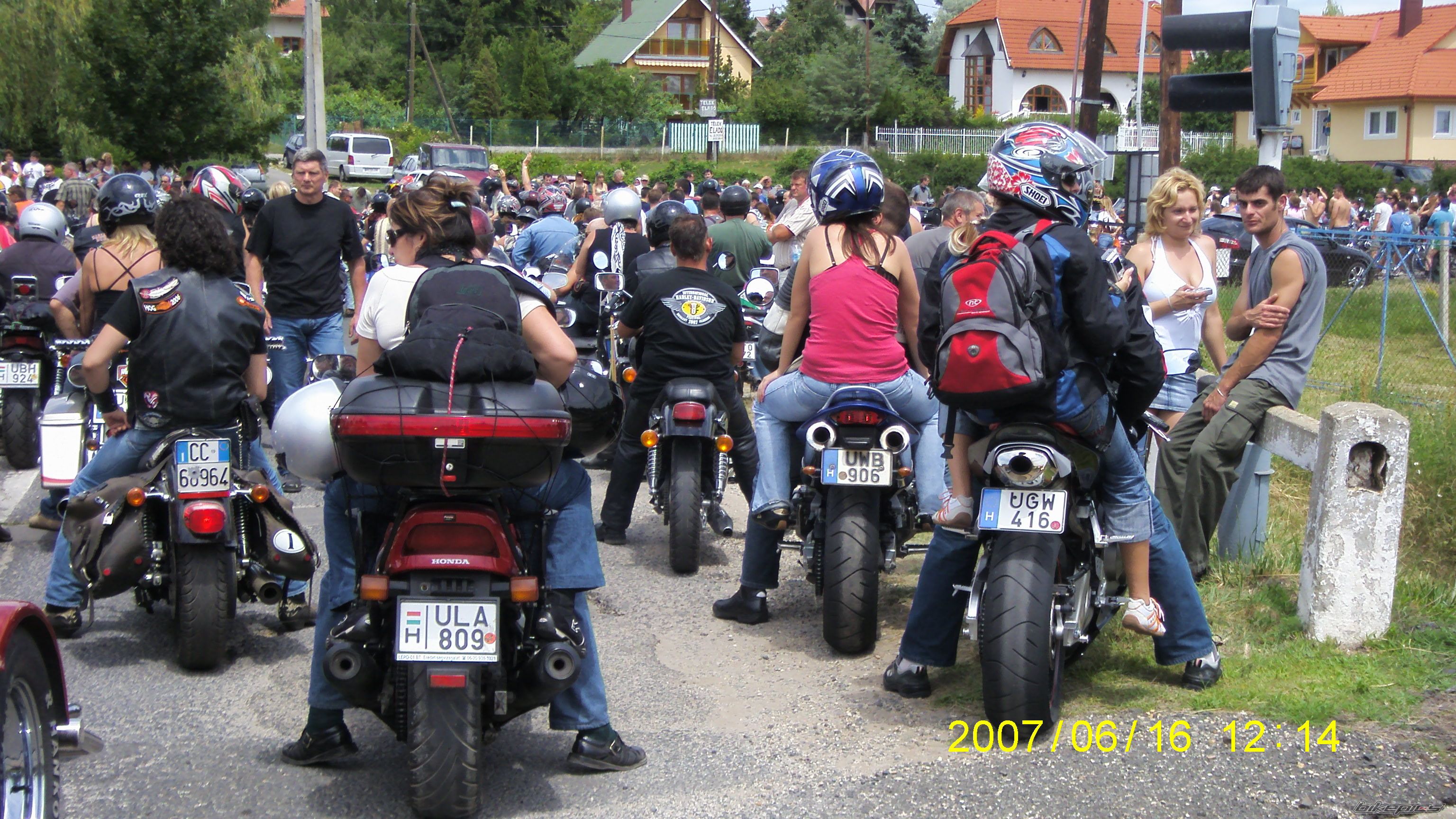 Photo 1480443