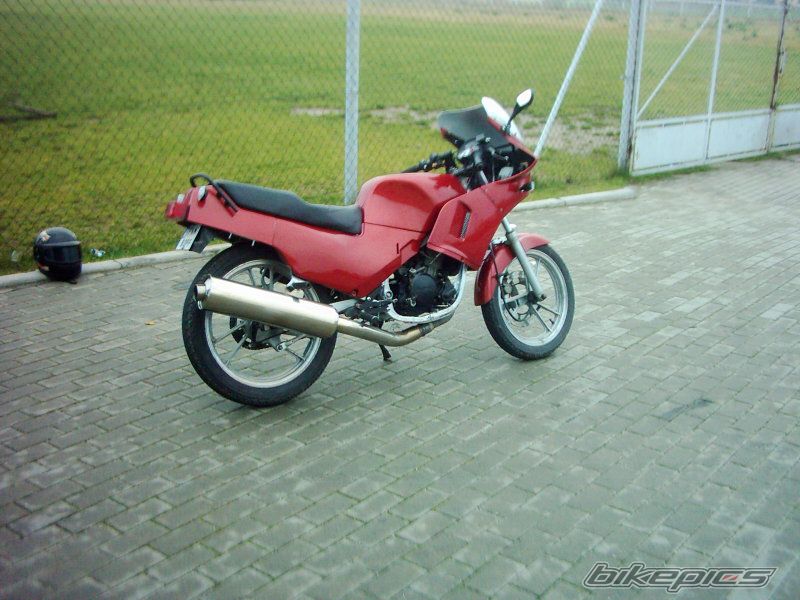Photo 1480852