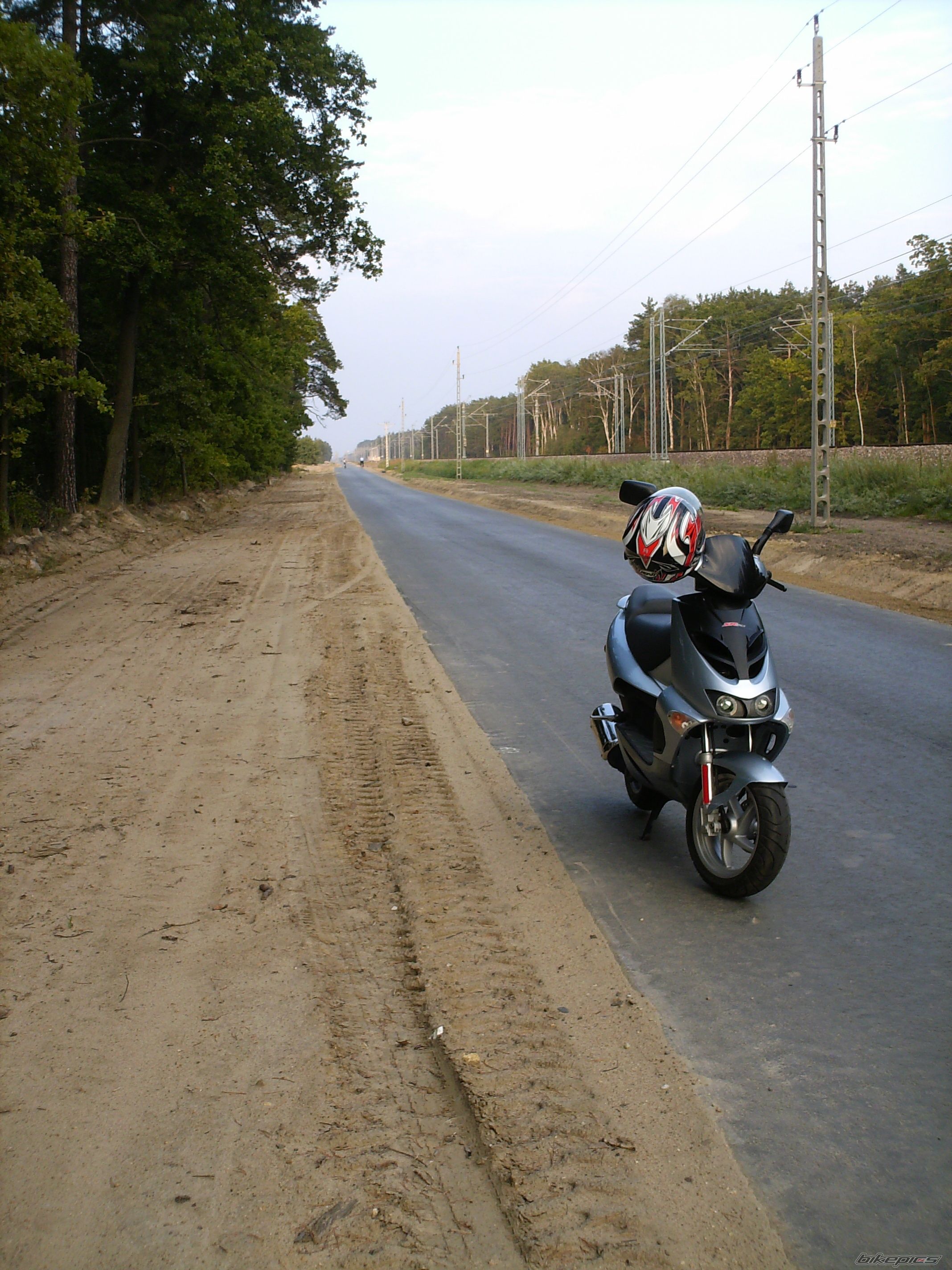 Photo 1481853