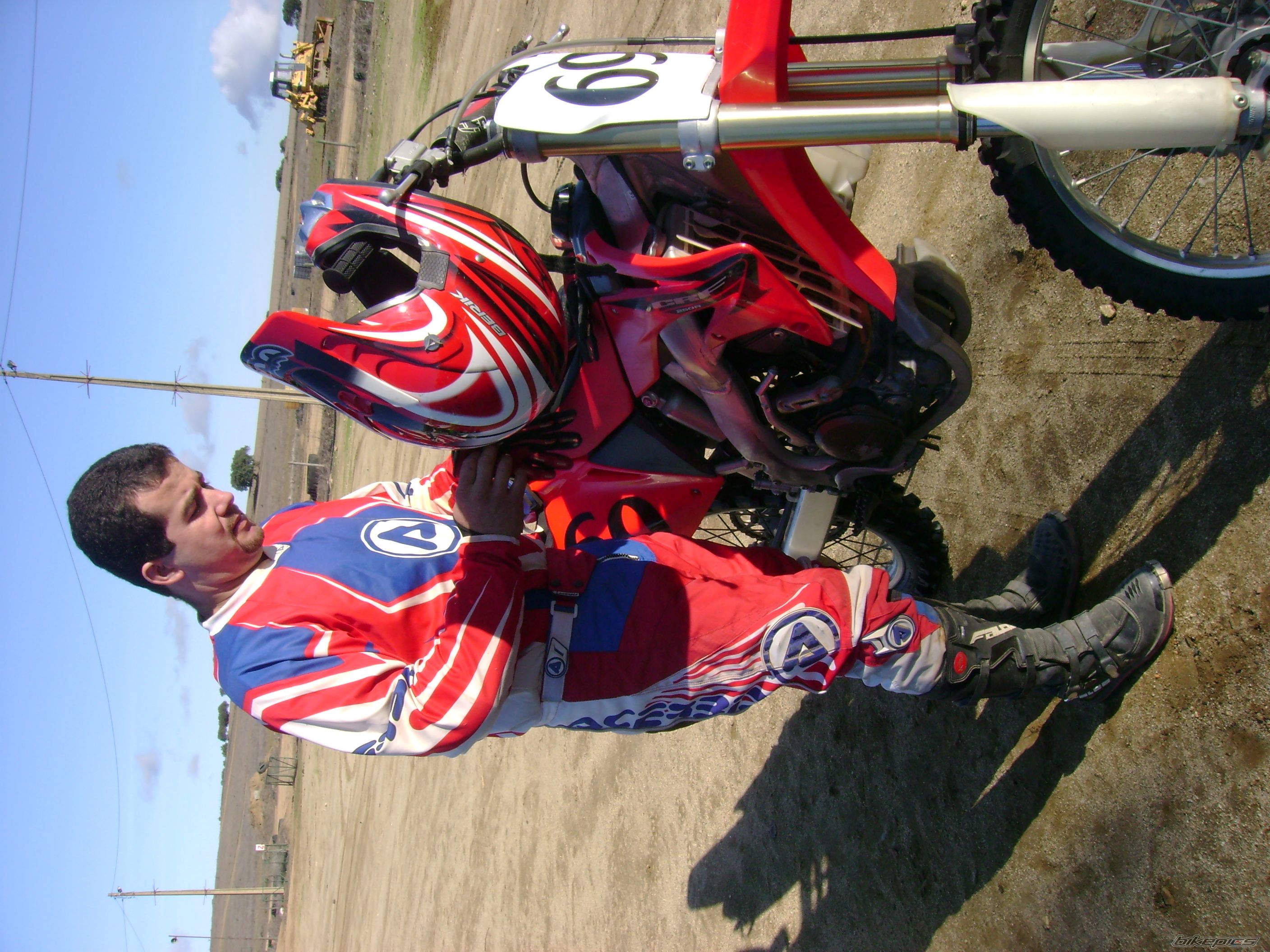 Photo 1482110
