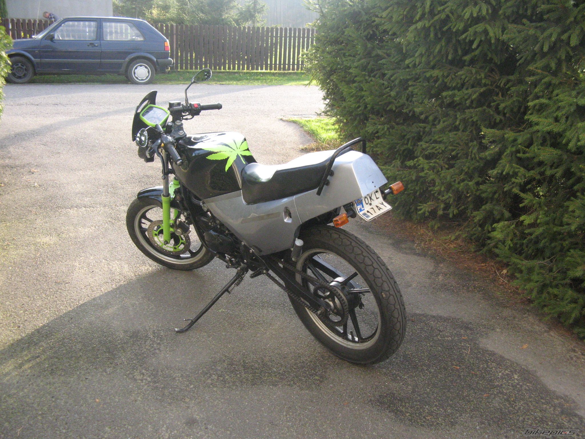 Photo 1482904