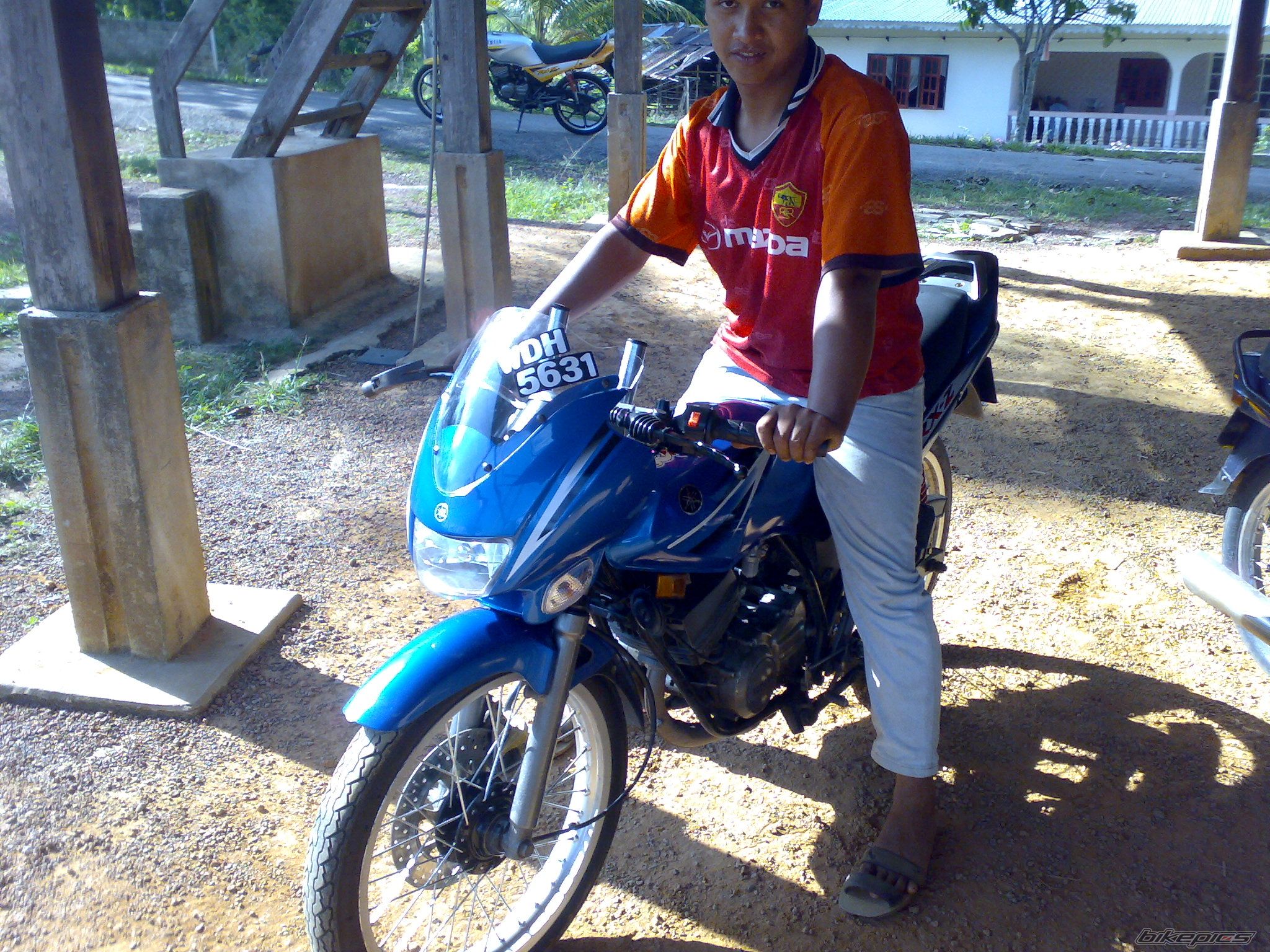 Bike Photo 1483385