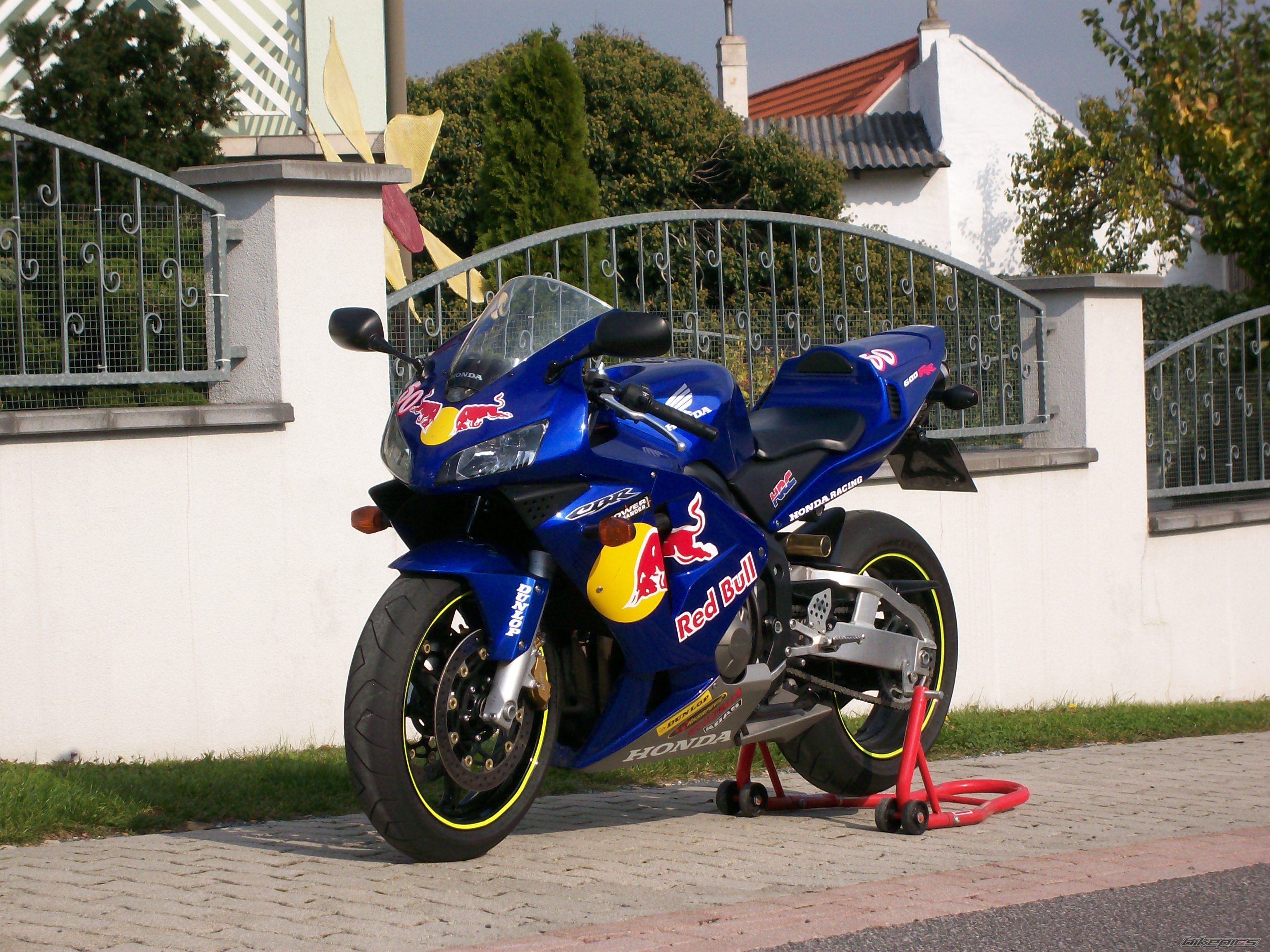 Photo 1483521