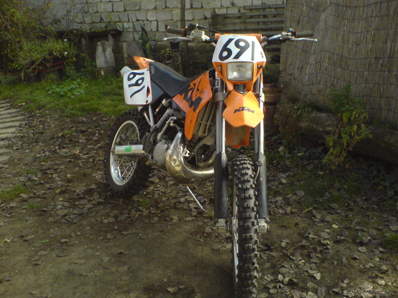Photo 1483671