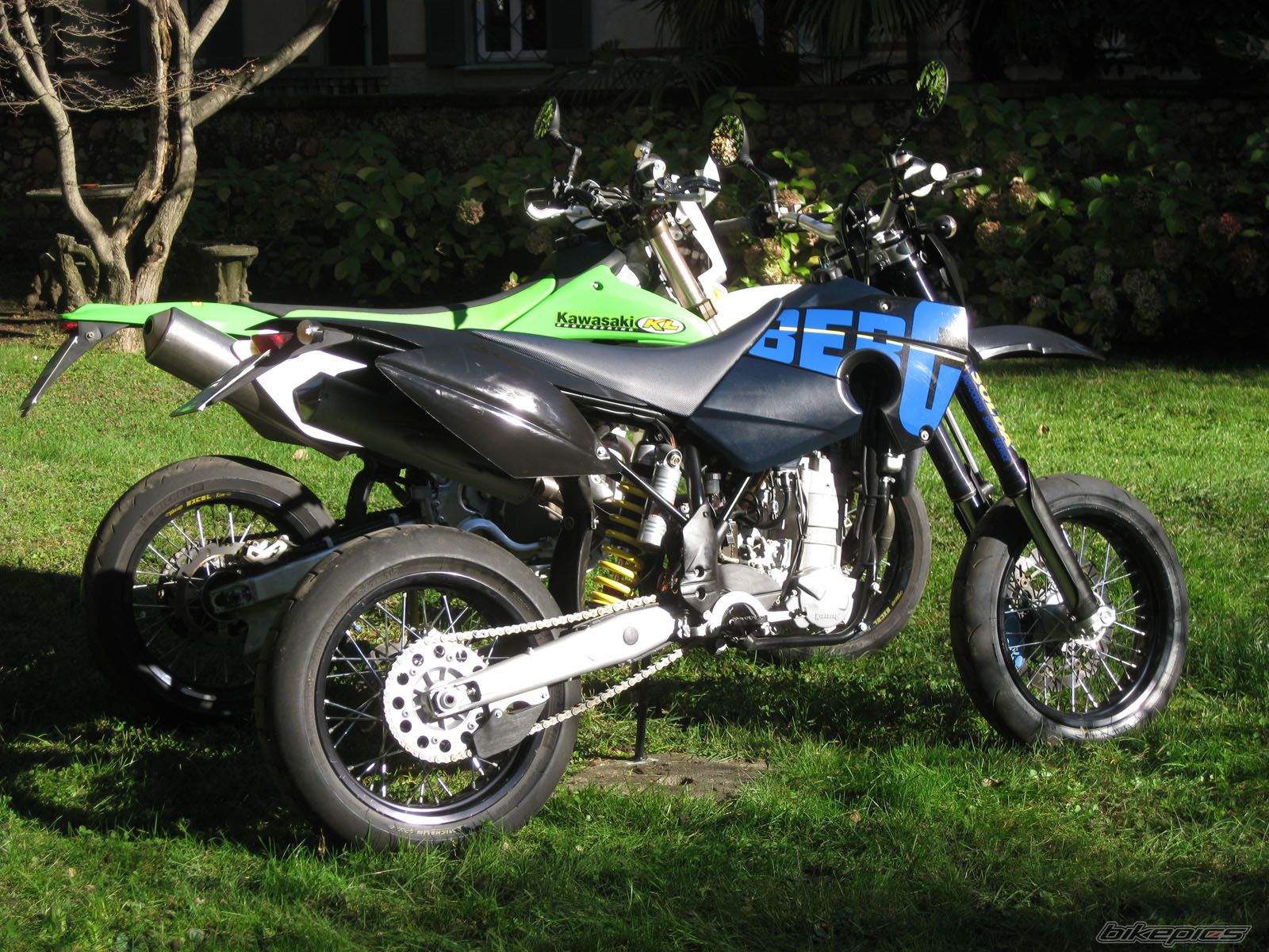 Photo 1483818