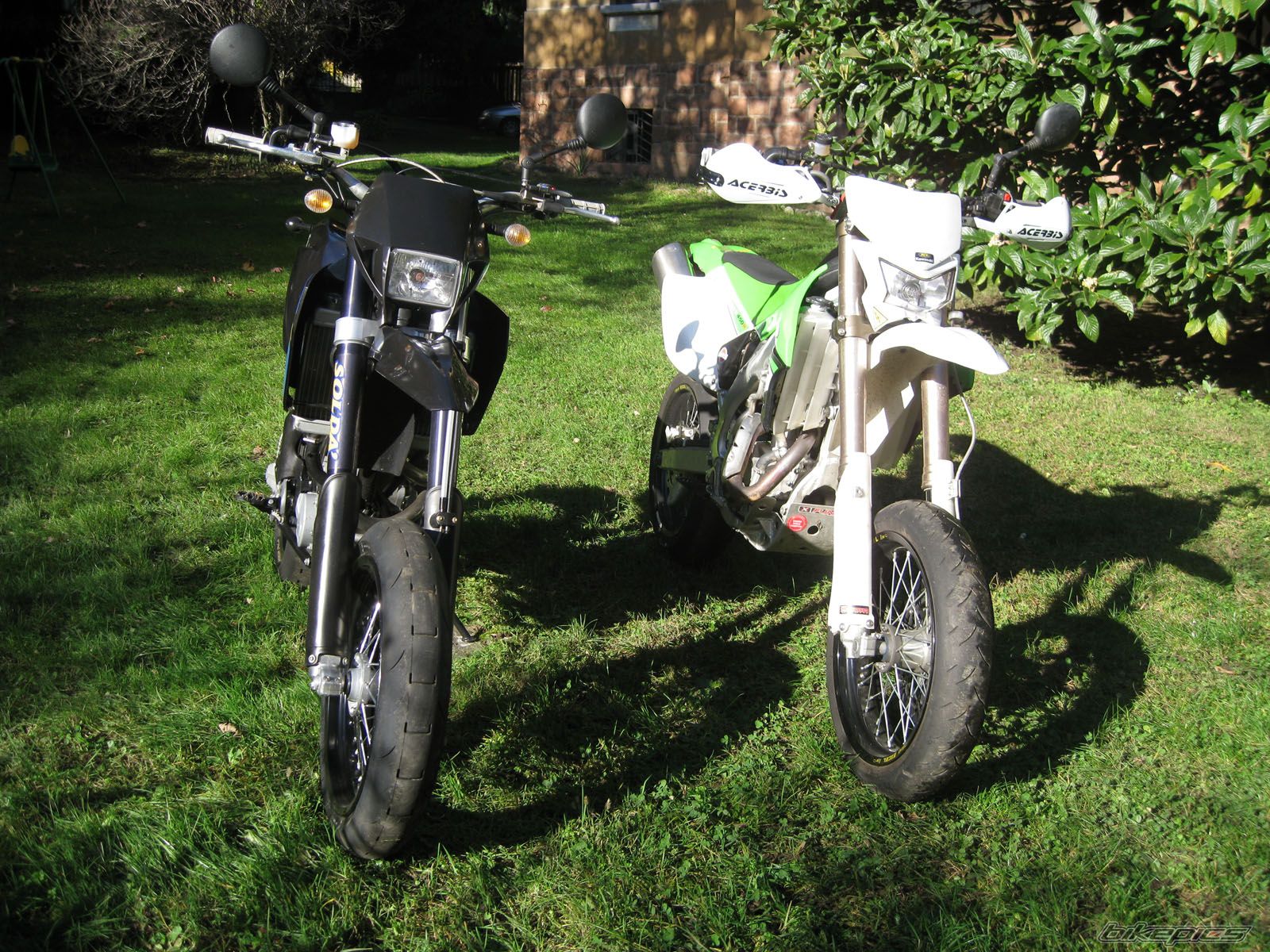 Photo 1483826