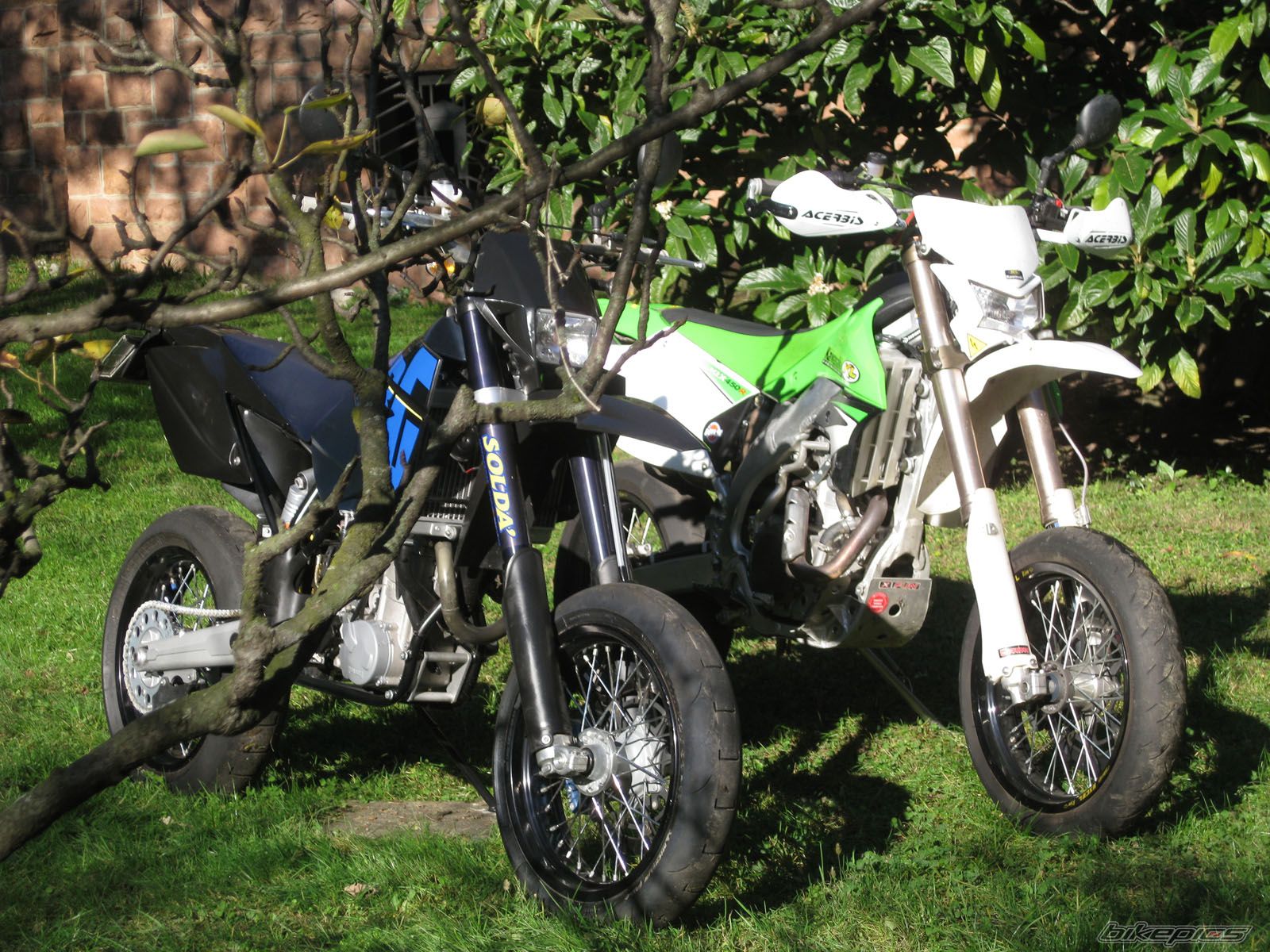 Photo 1483834