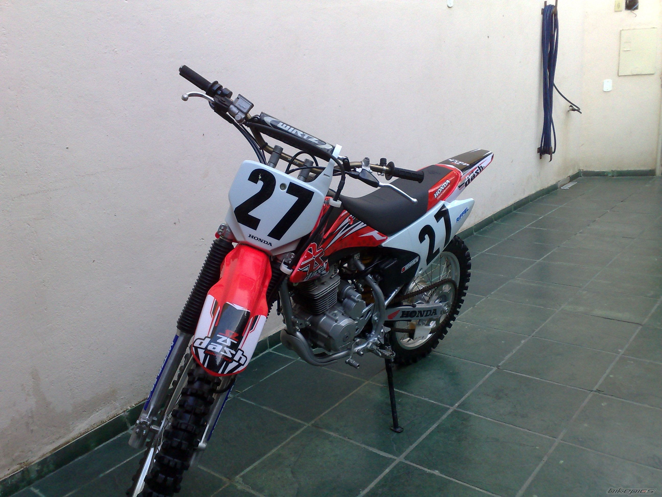 Photo 1483945