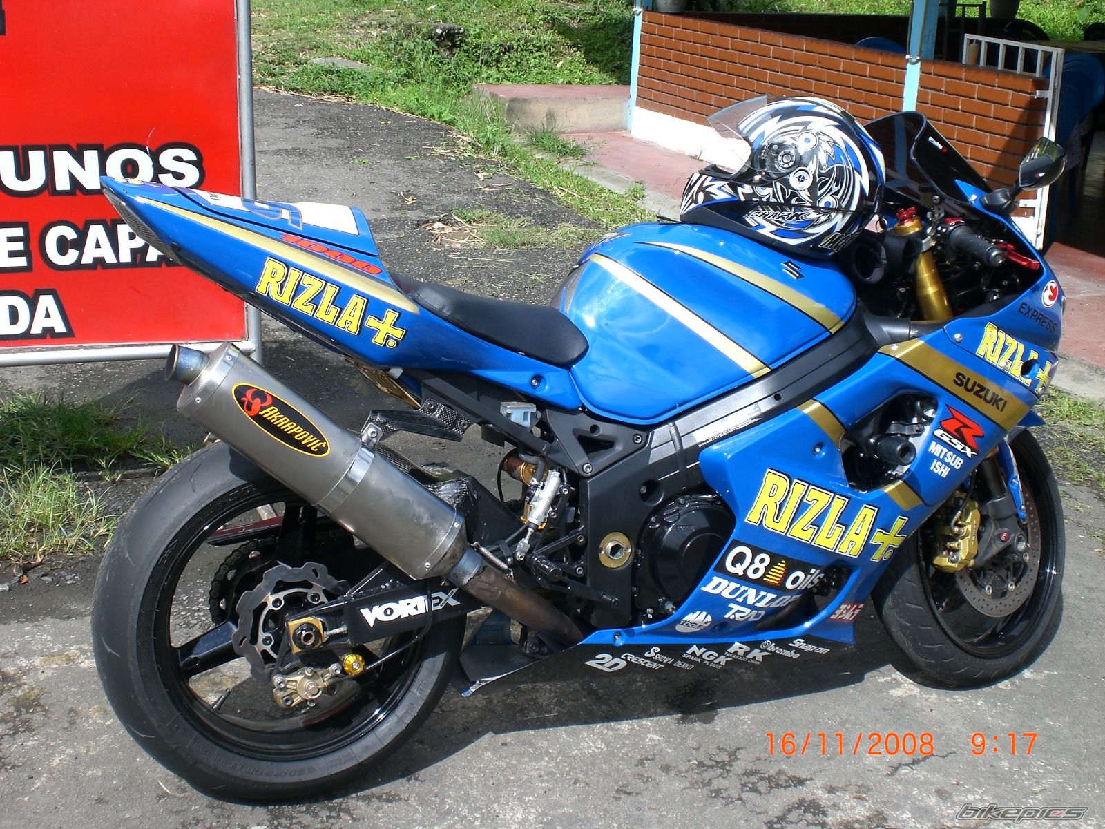 Photo 1483968