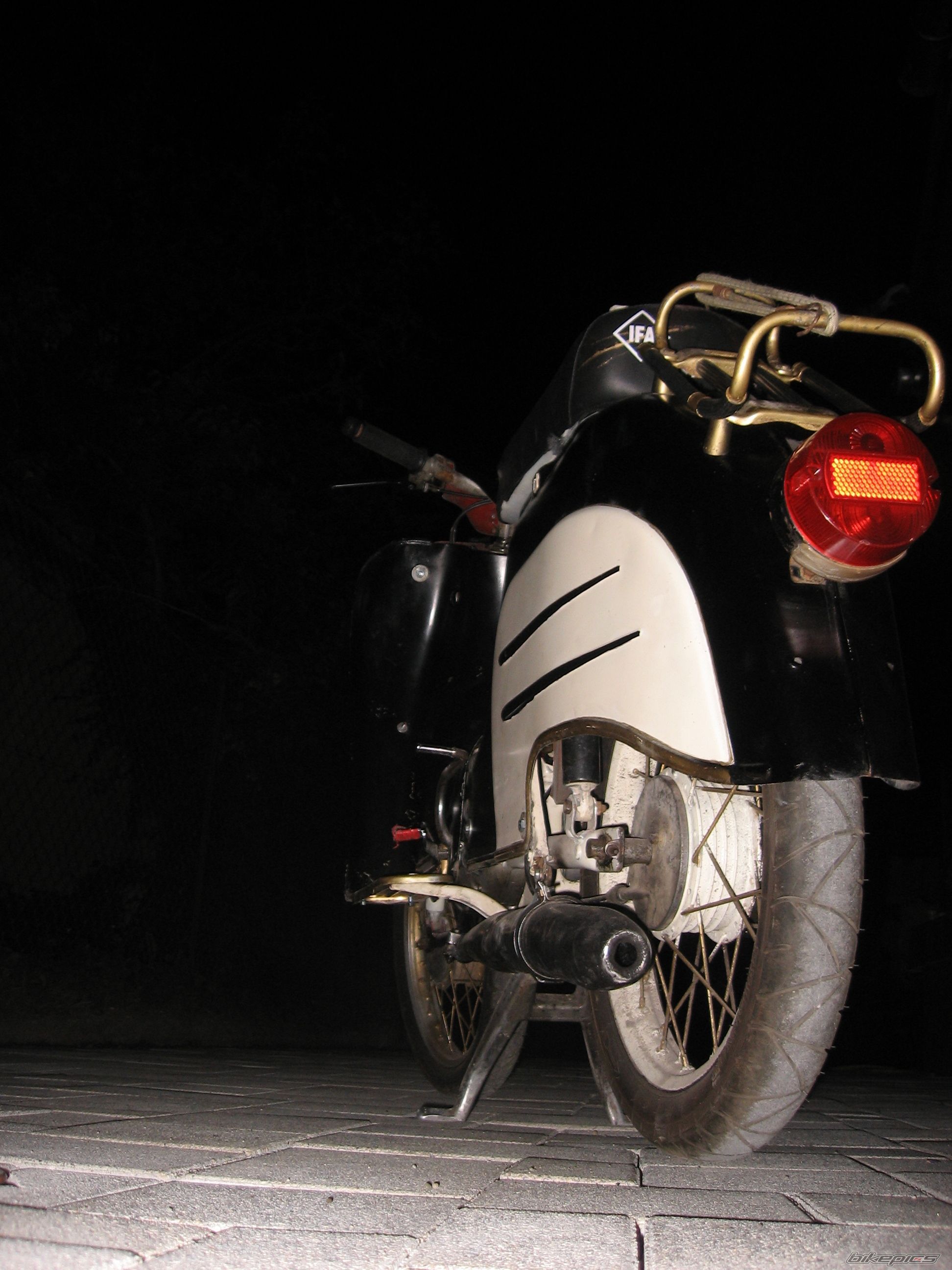 Photo 1484001