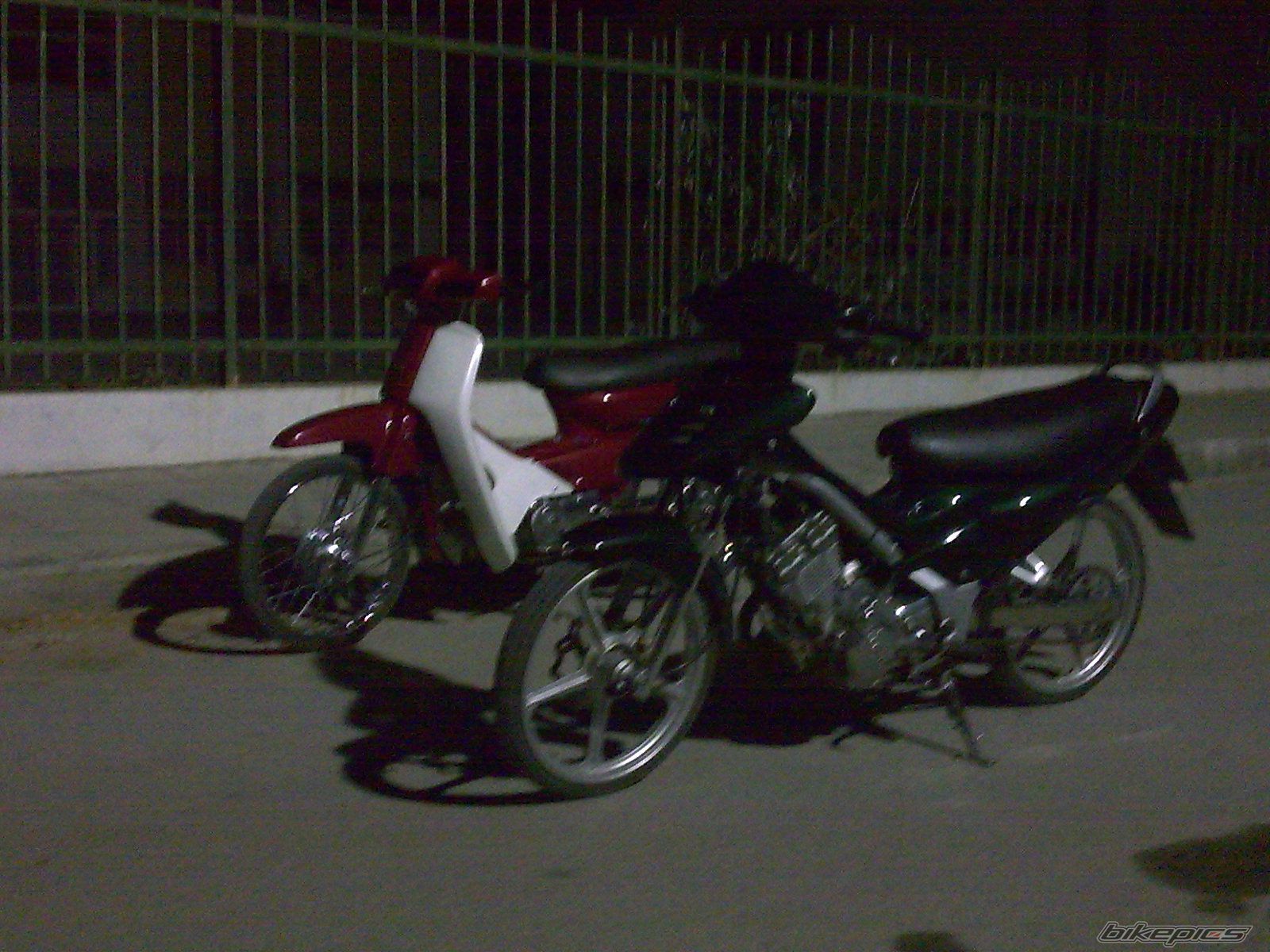 Photo 1484038