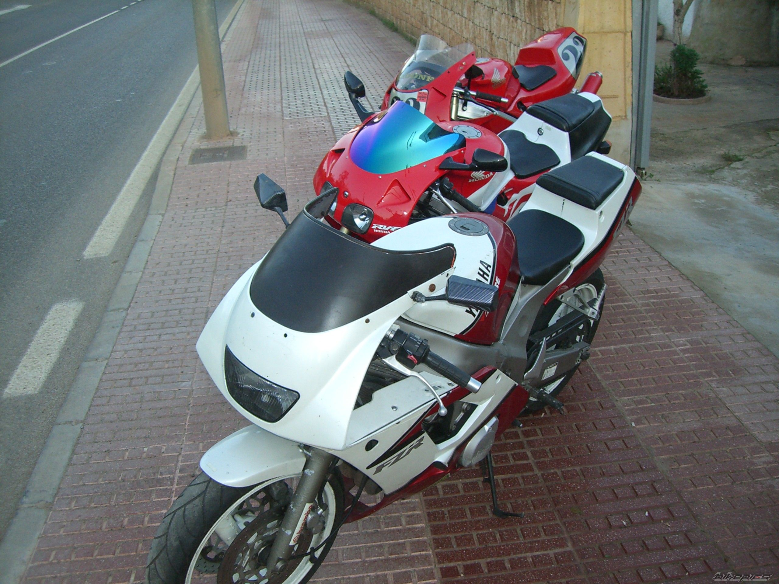 Photo 1484250