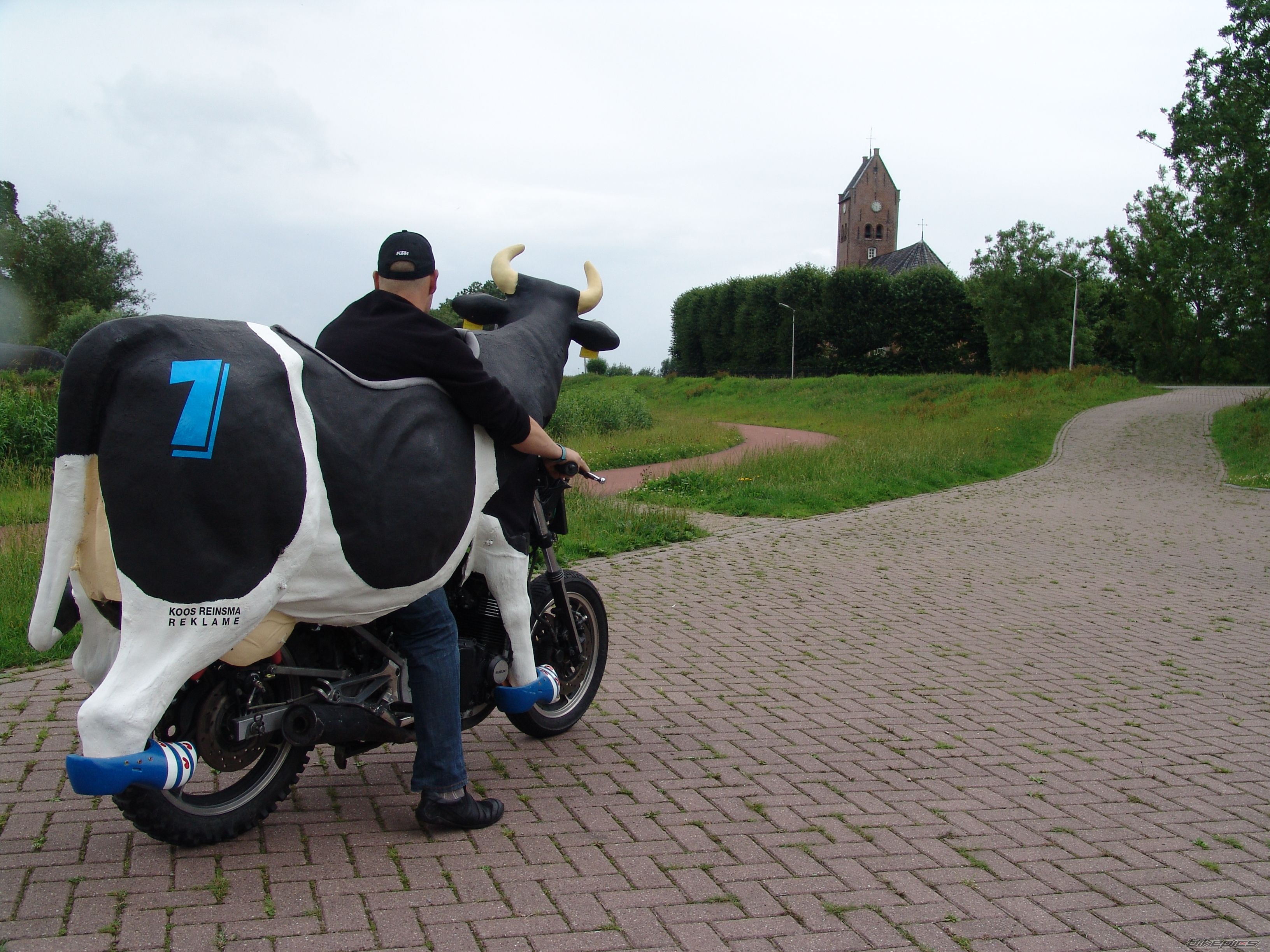 Bike Photo 1484426