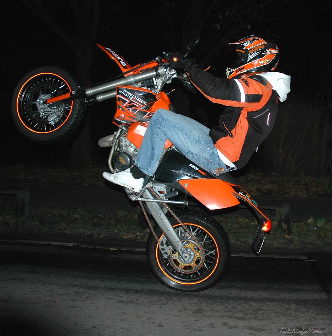 Photo 1484430