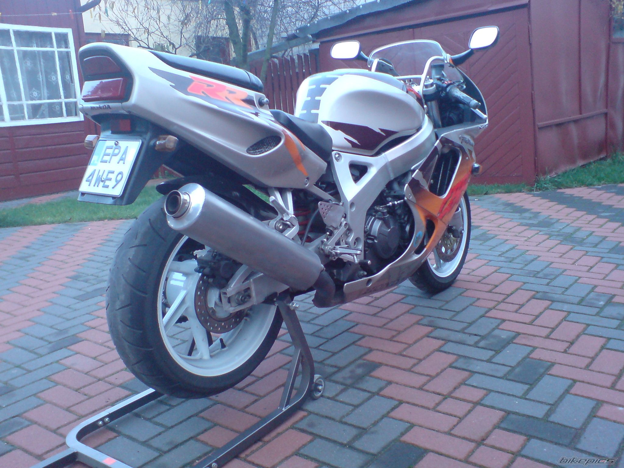 Photo 1484802