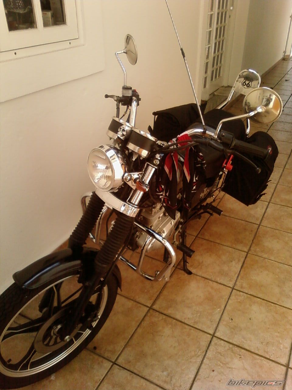 Photo 1484968